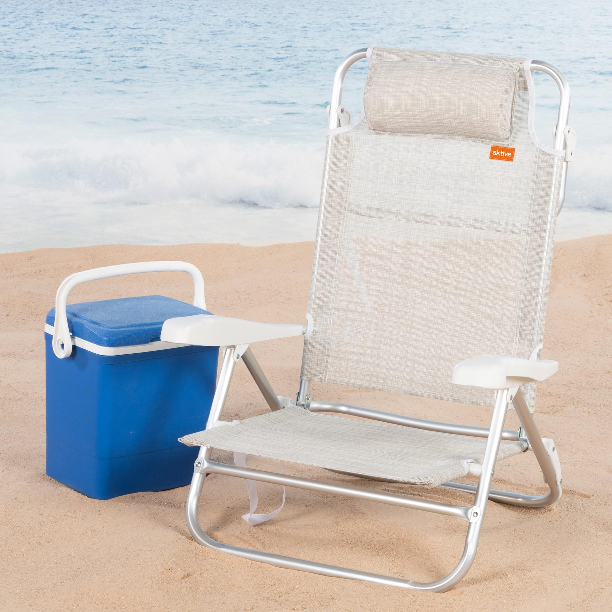 AKTIVE Klappbarer Strandstuhl, 8 Positionen, Beige, 48 x 49 x 82 cm, Inklusive gepolstertem Kissen, Tragegriffe, Belastbar bis 110 kg, Stühle mit Verstellbarer Rückenlehne, Mehrere Positionen (62668)