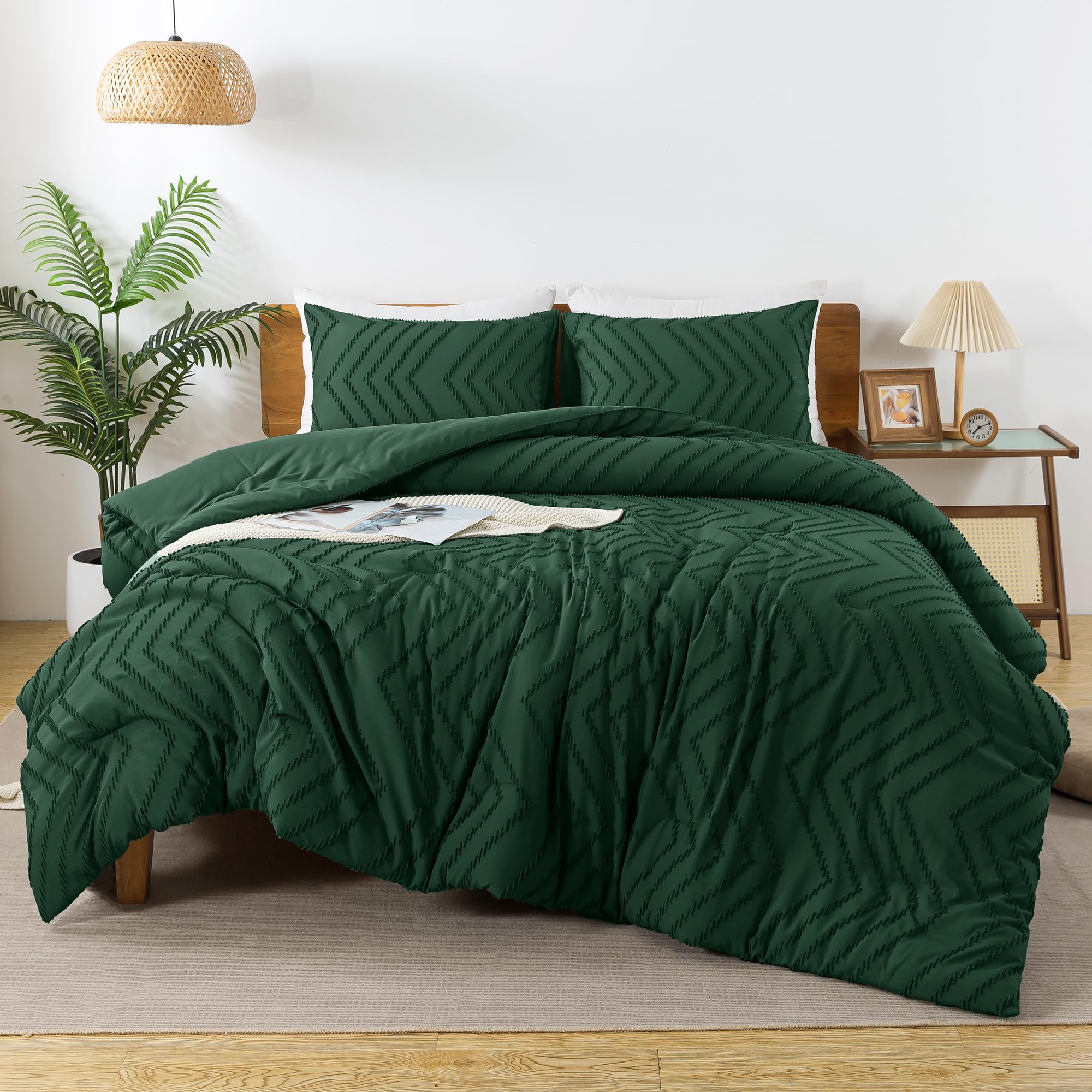 Andency Emerald Green Twin/Twin XL Comforter Set, Twin Bed Comforter for College Dorm Girls Boys Kids Boho Dark Green Soft Warm Cute Comforter, 2