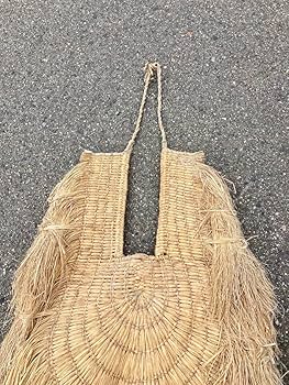 専用　藁細工　古民具　みの　レトロ Amazon.co.jp: 雨蓑山-1藁蓑蓑古民具昭和レトロアンティーク手作り貴重