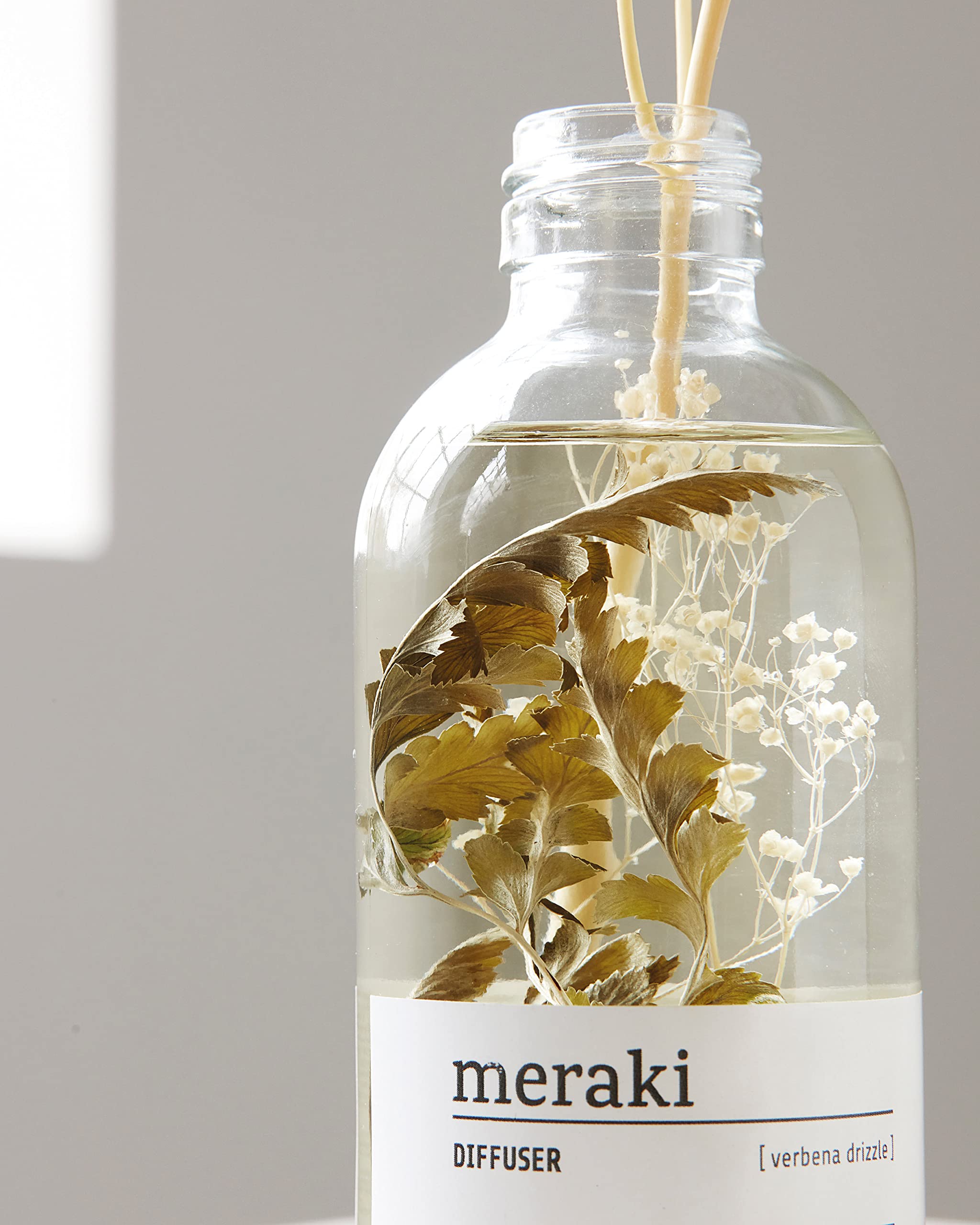 Meraki Diffuseur de parfum Verveine Hauteur 26 cm Diamètre 5,6 cm 240 ml