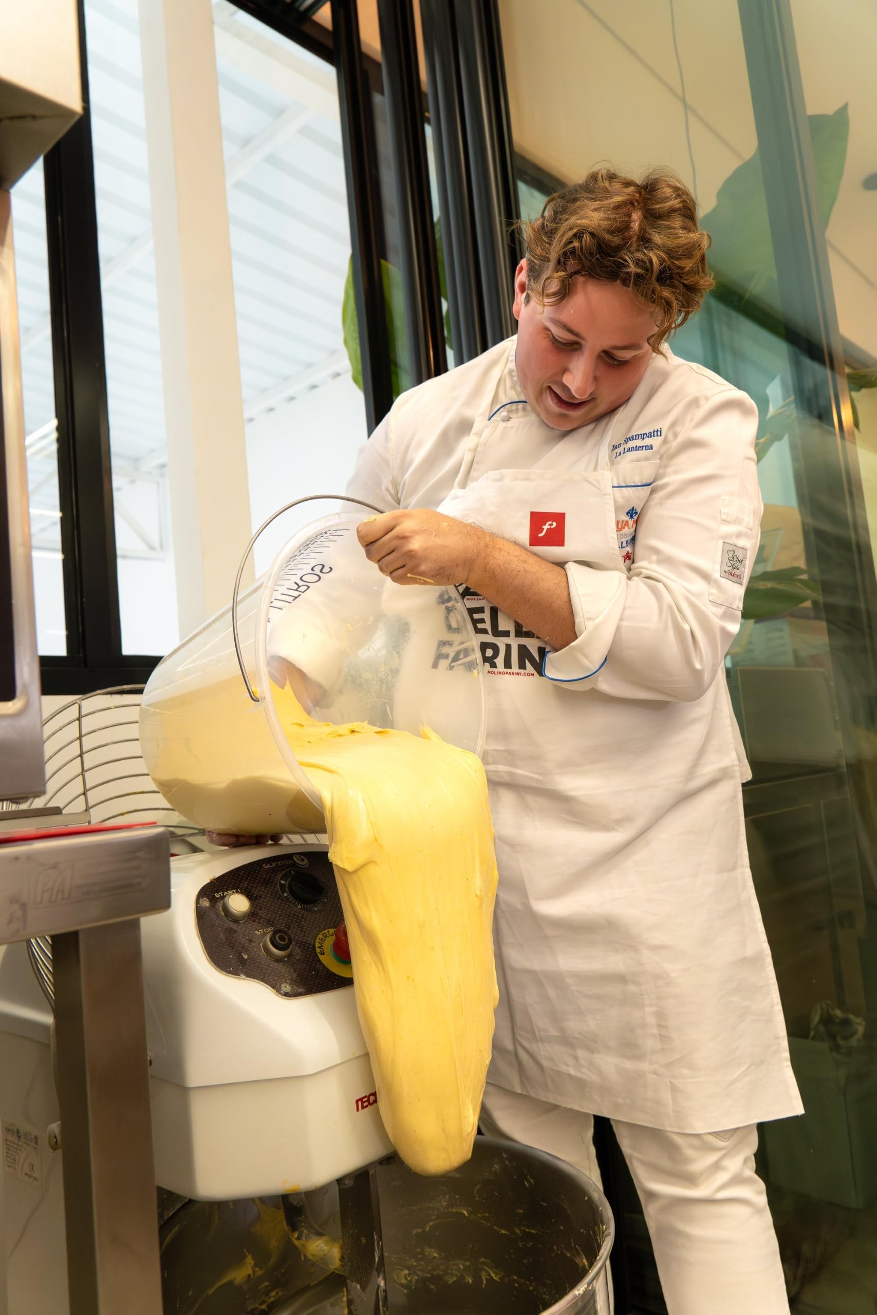 Ian Spampatti Handwerklicher Panettone mit Pistazie und Sauerteig, 1 kg