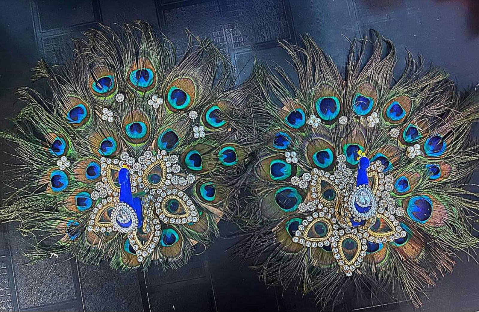 Buy Kollectionkart Handcrafted Dancing Peacock Wall Hanging (Set of 2) |  Real Peacock Feathers & Stone Embellishments | Ethnic Wall Décor for Home,  Temple & Krishna Janmashtami Decoration Online at Low Prices