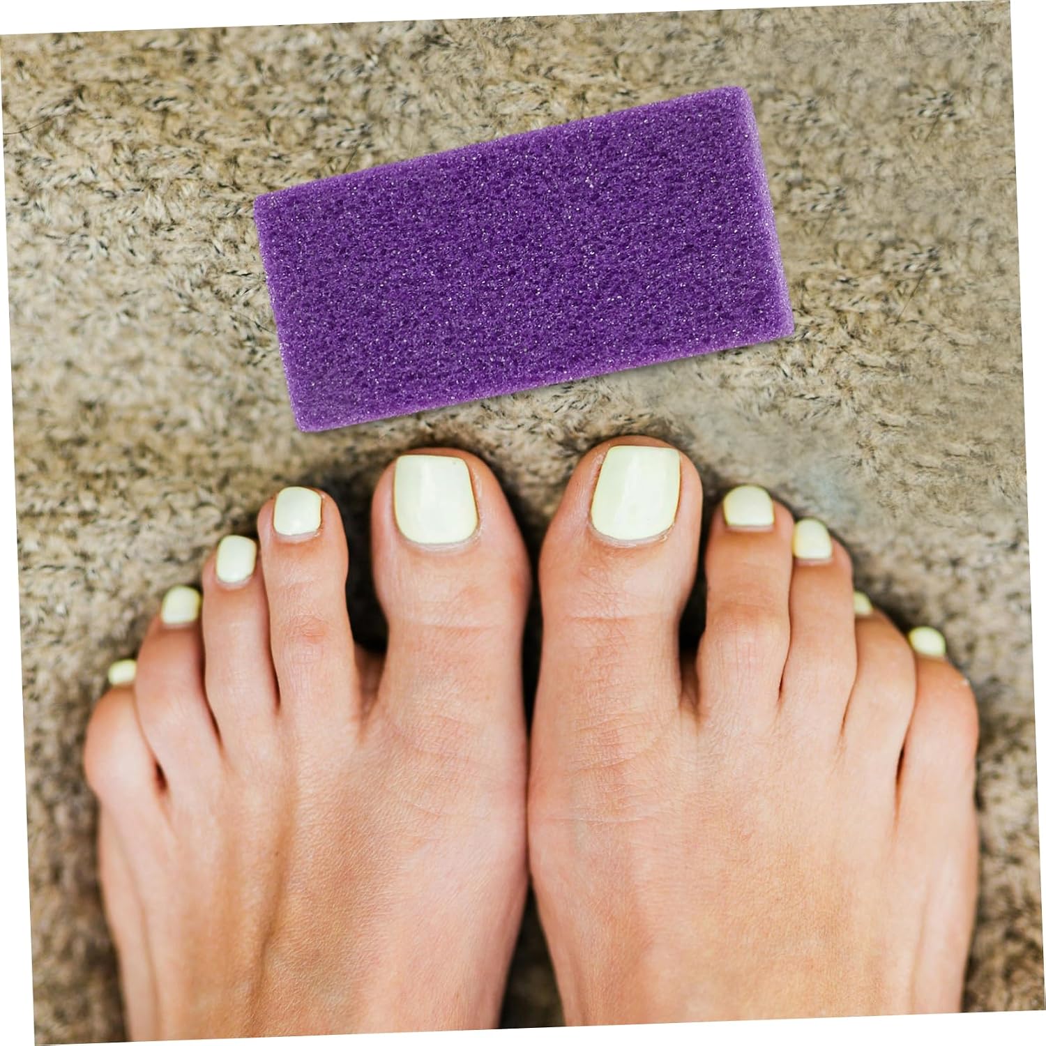4PCS Natural Pumice Foot Scrapers Callus Removers Rough Stone Dead Skin Exfoliators for Men Women Pedicure Tools with Comfortable Grip and Smooth Edges Random Color