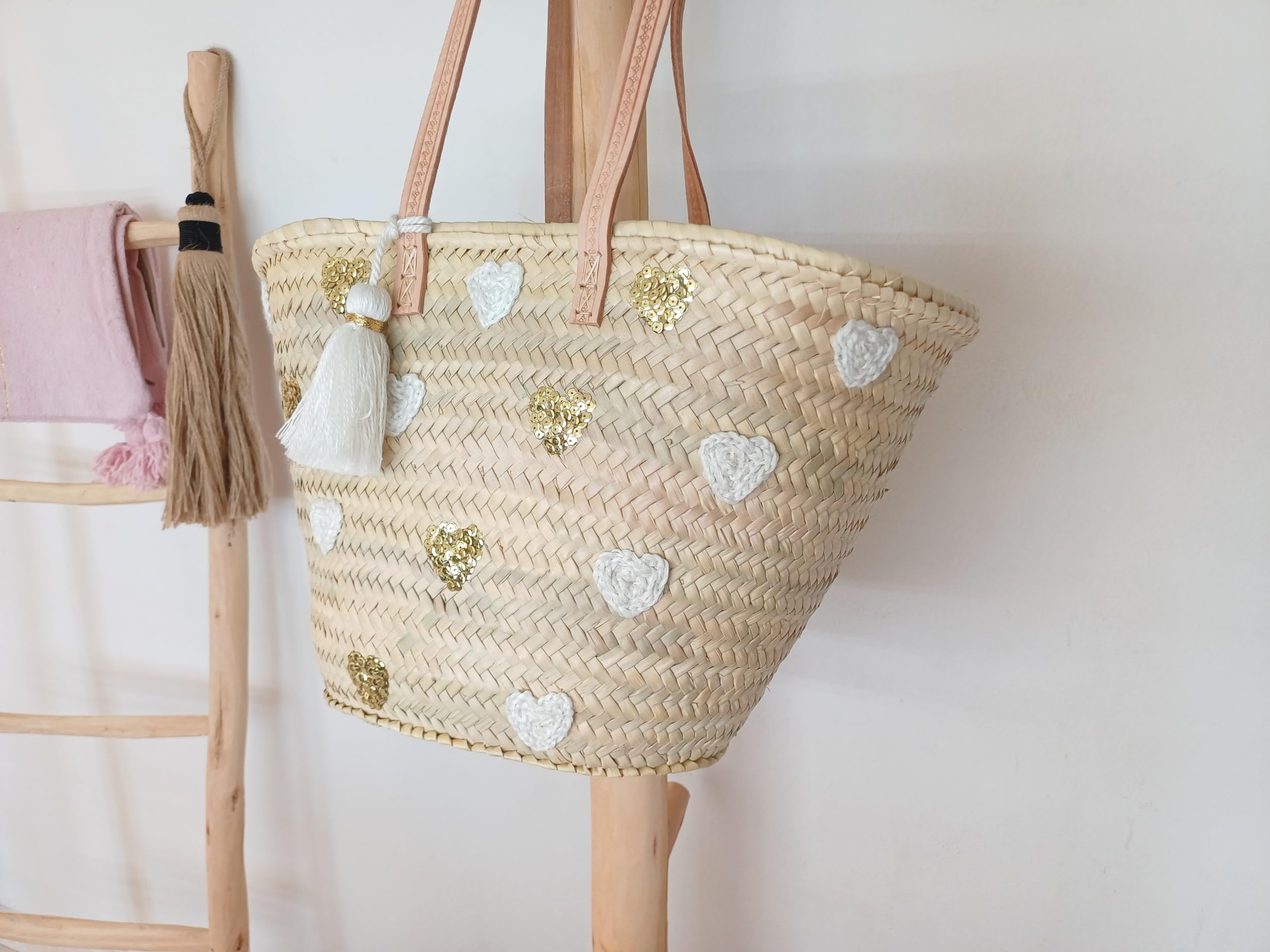 Capazo de playa paja, Bolso de mujer de palma con Corazones, doble Asas de Cuero, Pompón Decorativo, Aprox.: 45x28x18 cm, Natural