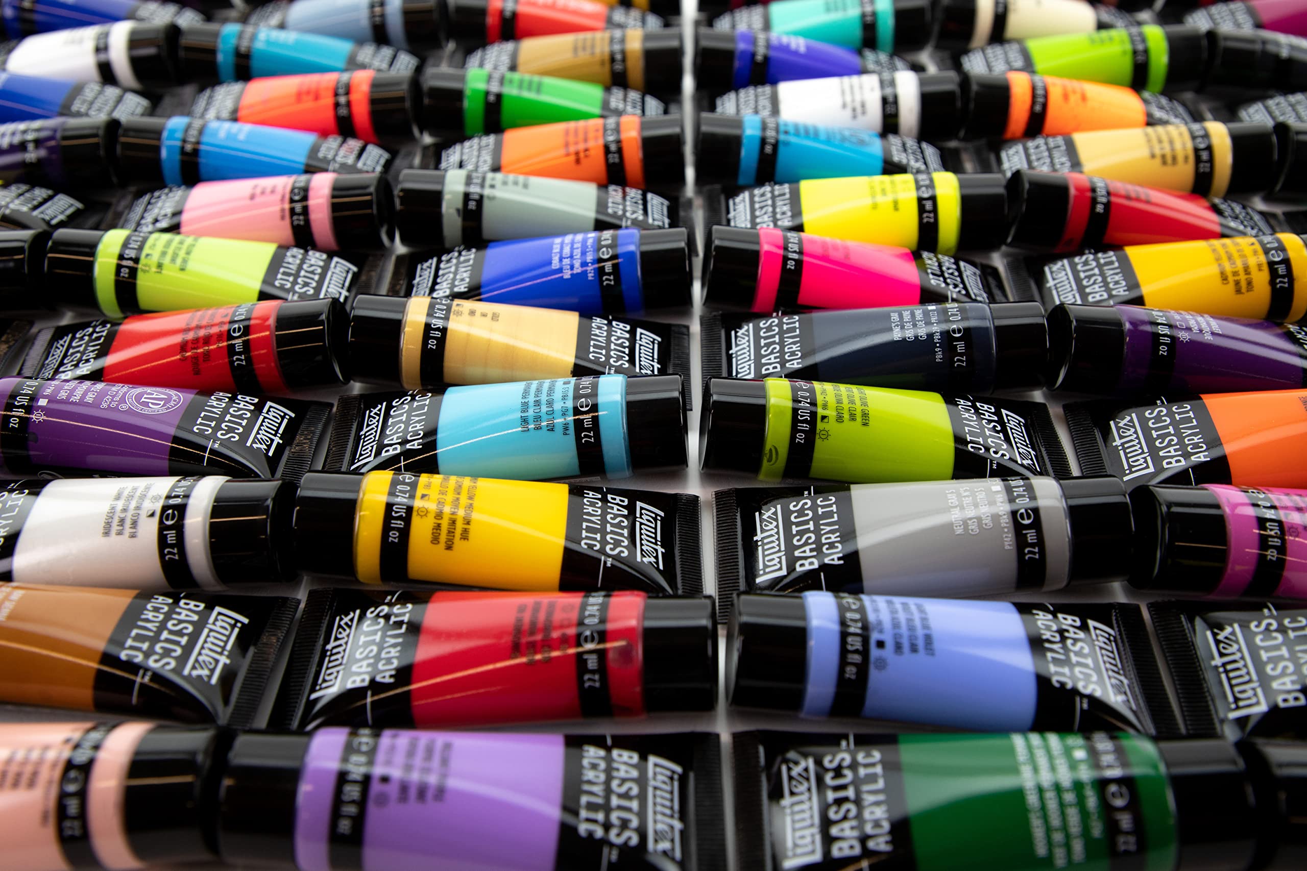 Liquitex 3699347 Basics Studio Pintura acrílica, 72 colores en tubos de 22 ml de pigmentos de alta calidad y resistentes, colores muy opacos, excelente resistencia a la luz, resistente al agua