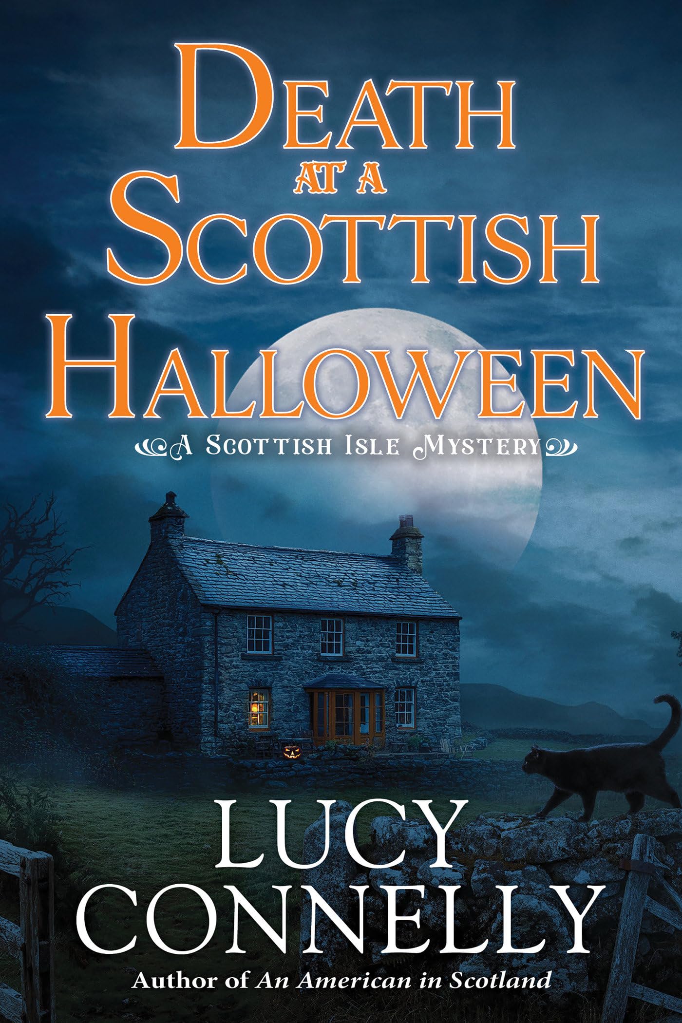 Death at a Scottish Halloween: 5 (A Scottish Isle Mystery)