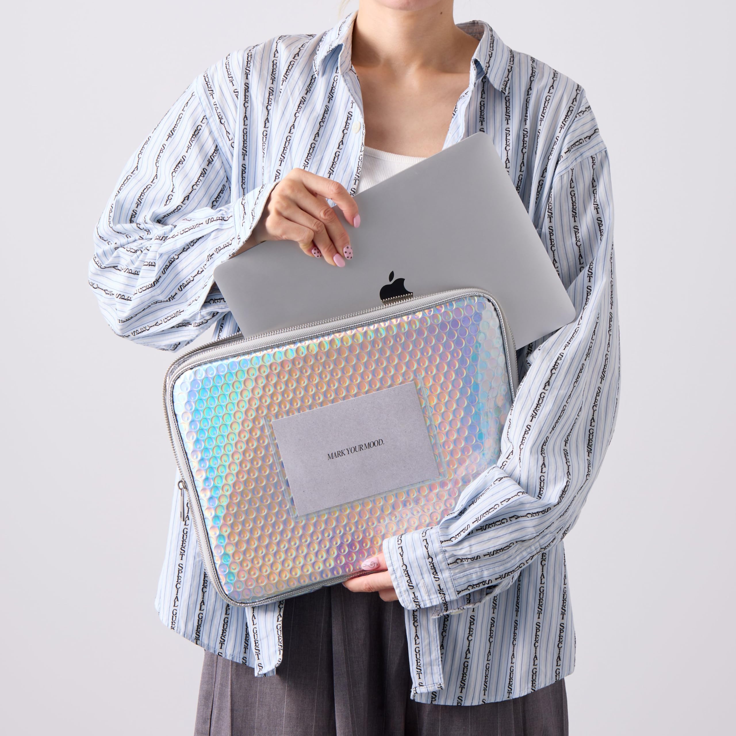 Amazon.co.jp: BUBBLE FRAME METAL ZIP CASE シルバー PCケース14