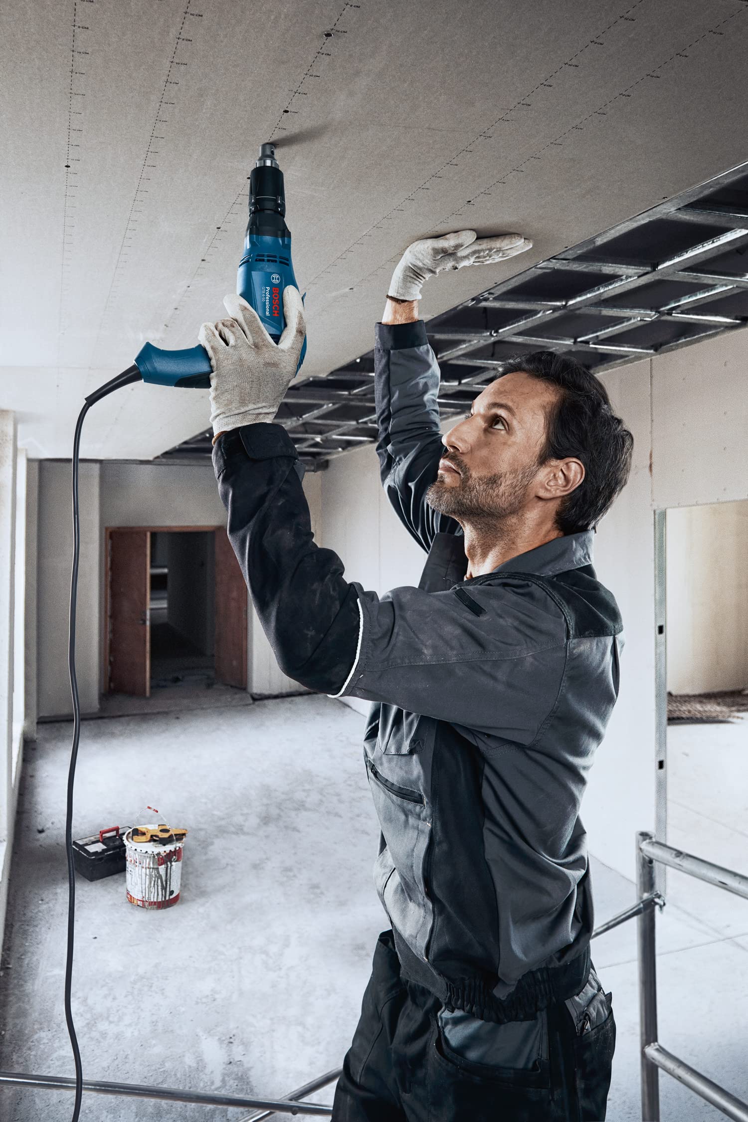Bosch Professional GTB 6-50 Wkrętak do płyt kartonowo-gipsowych (prędkość silnika 5000 min-¹, moc 650 W, do śrub o średnicy do 6 mm, w obudowie L)