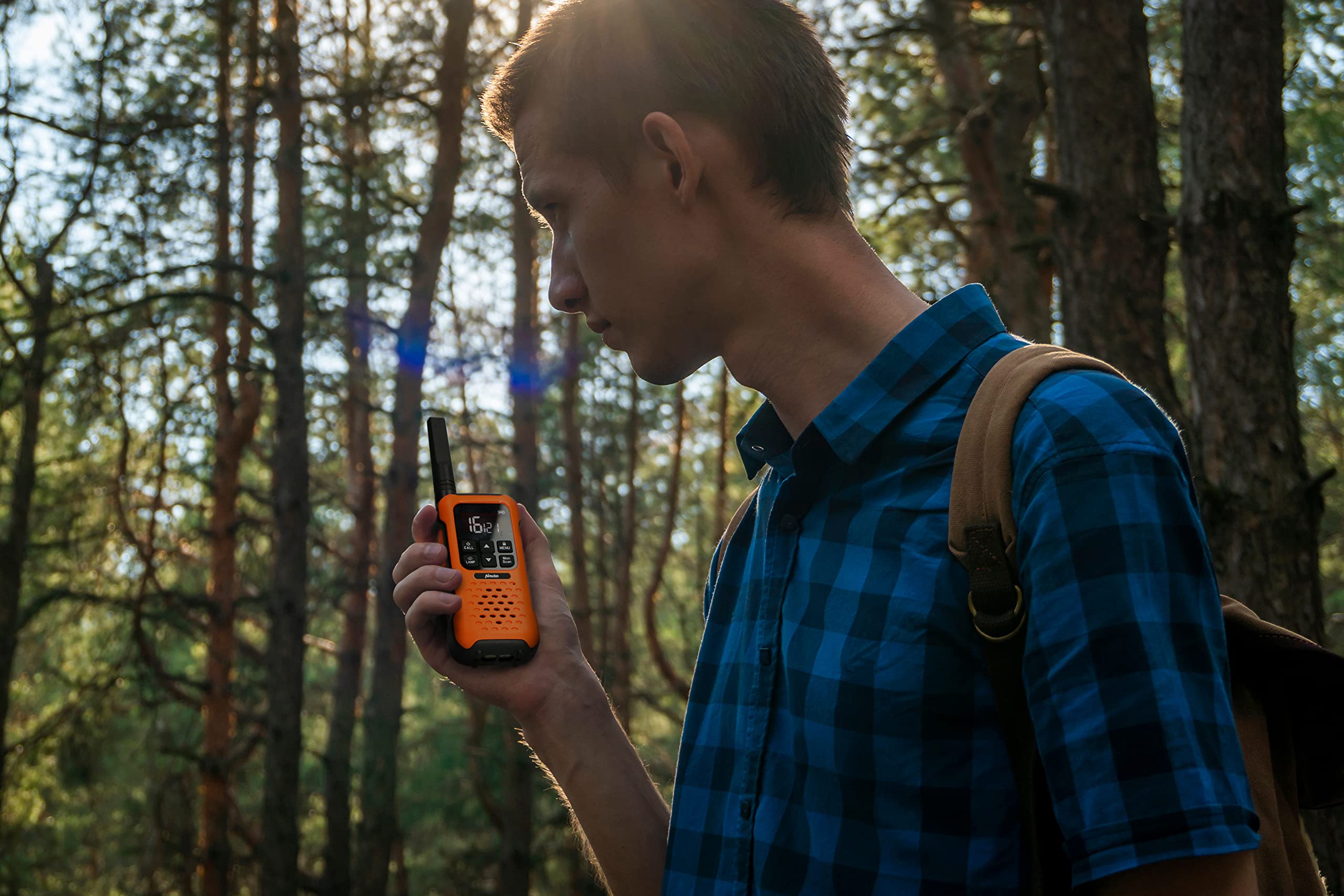 Alecto FR300 Walkie Talkie pour Enfants - Équipement Radio, portée de 10 km - Walky Talky avec canaux IPX4-16 - Fonction VOX 2,5 mm - Orange