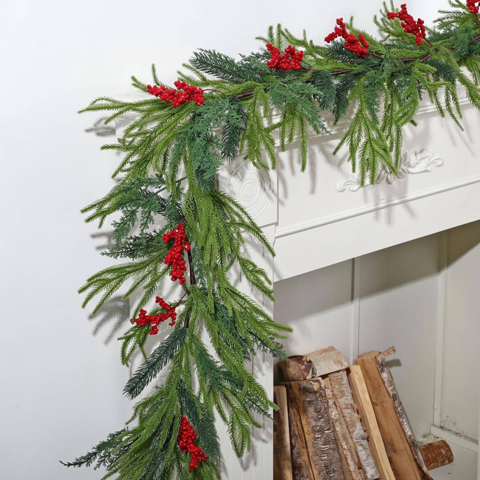 Wavwavw Guirnalda de pino artificial de Norfolk de 9 pies, guirnalda de cedro de invierno, guirnalda de Navidad para Navidad, invierno, hogar, oficina, chimenea, centro de mesa (bayas rojas)