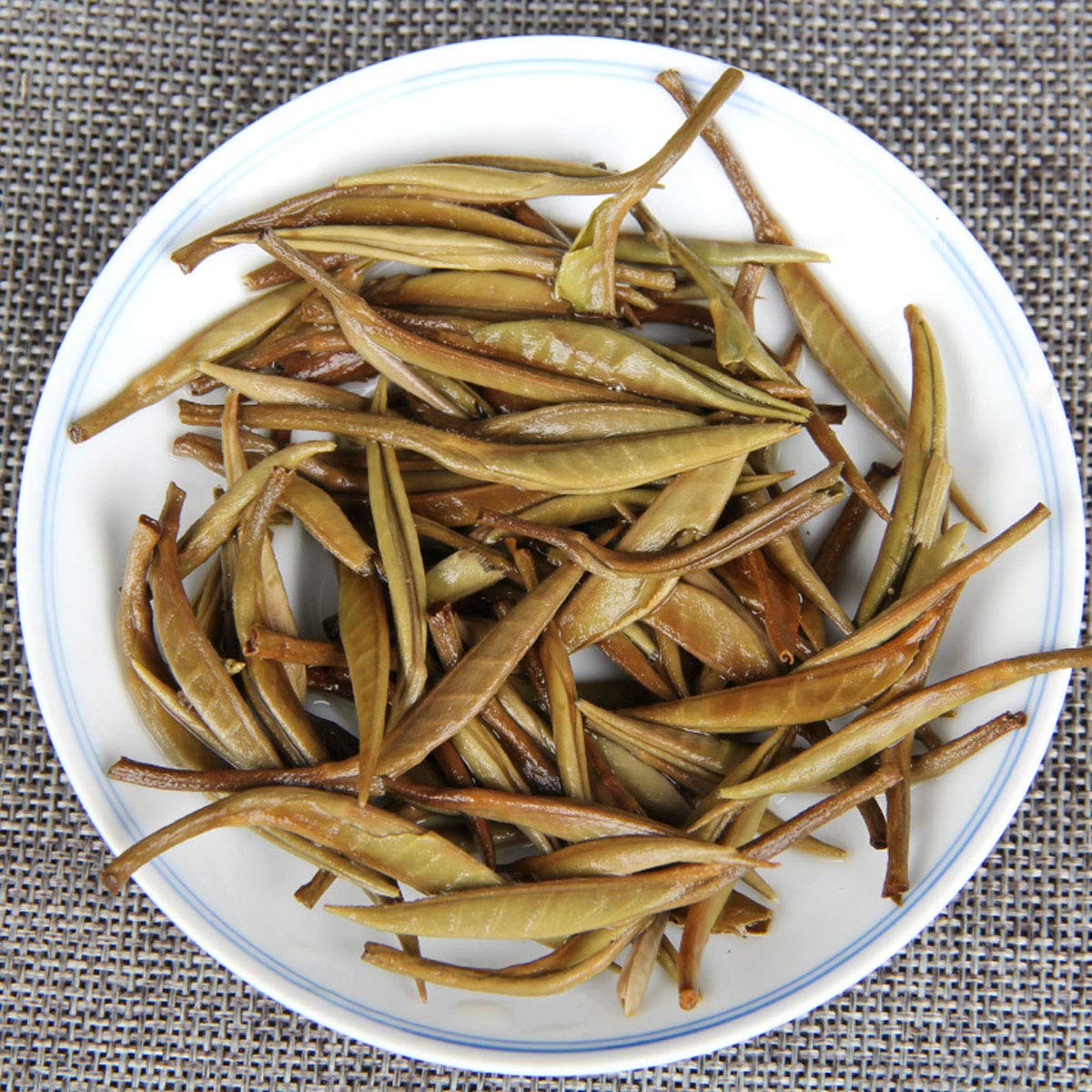 Chinesischer Pu'er Tee 357g （0.787LB） Roher Puer Tee Grüner Tee Moonlight weißer einzelner Knospentee Alte Bäume Pu Erh Tee Gesundheitswesen Pu er Tee