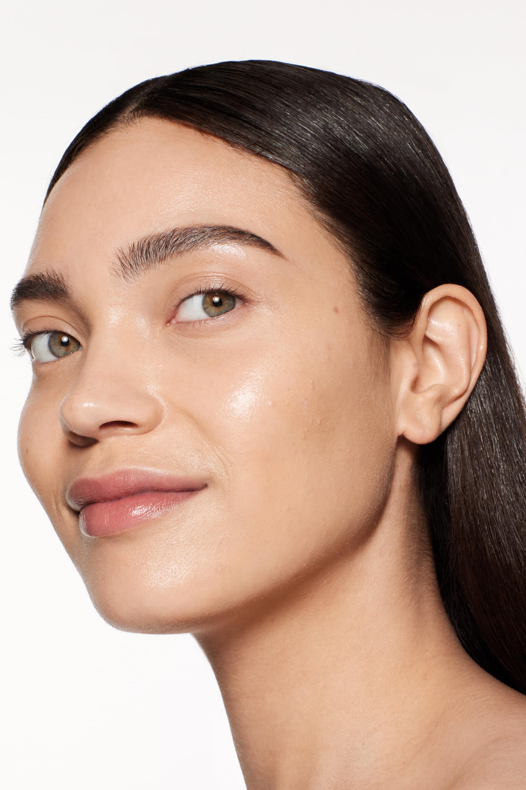 Base de maquillaje de la marca Shiseido ideal para Unisex Adulto