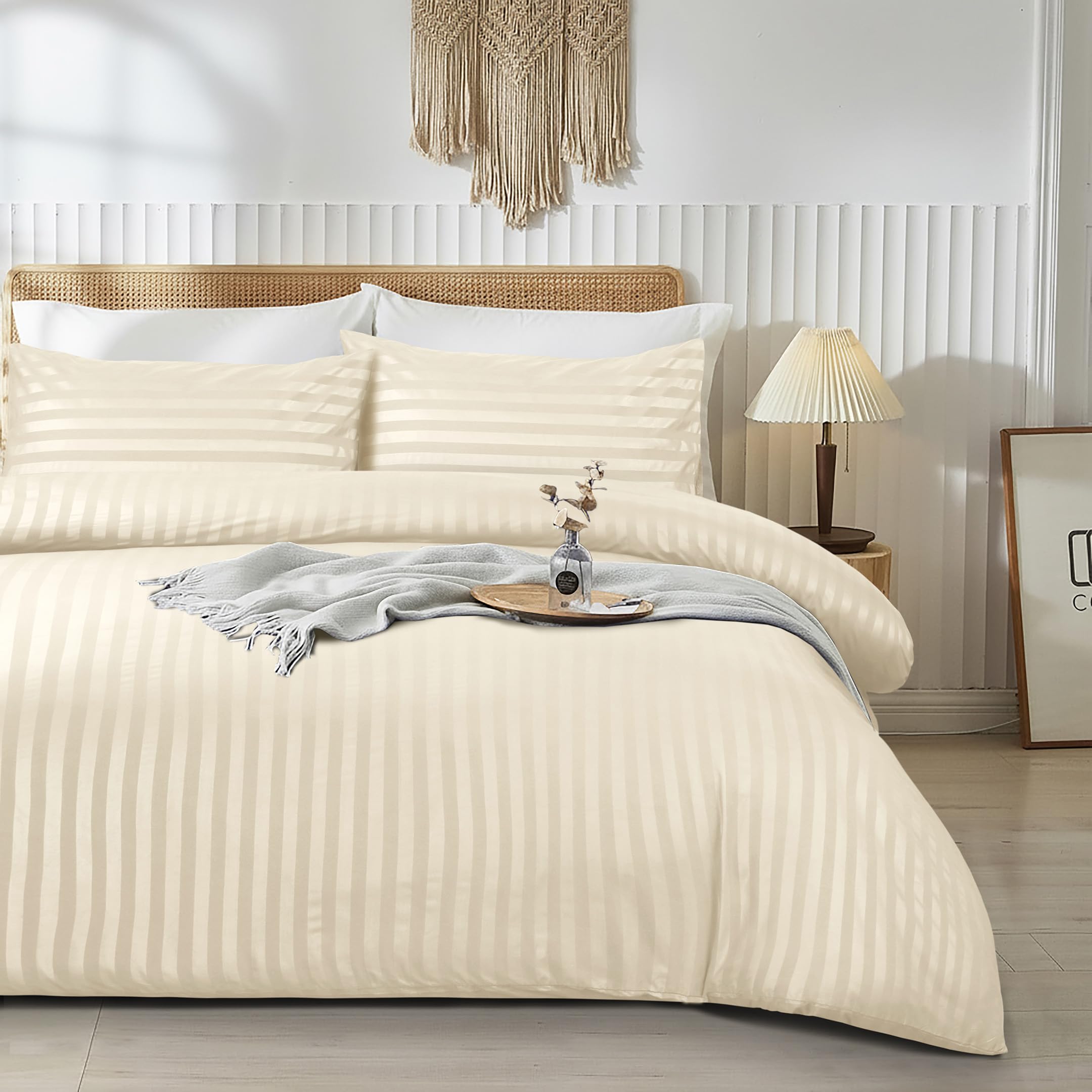 JEB TIFL Premium Hotel Quality Satin Stripe Duvet Cover Set - Quilt Cover Bedding Sets with Pillowcases - Soft Microfiber Quilt Bedding, Hypoallergenic Button Closure Bed Covers (Cream, King)