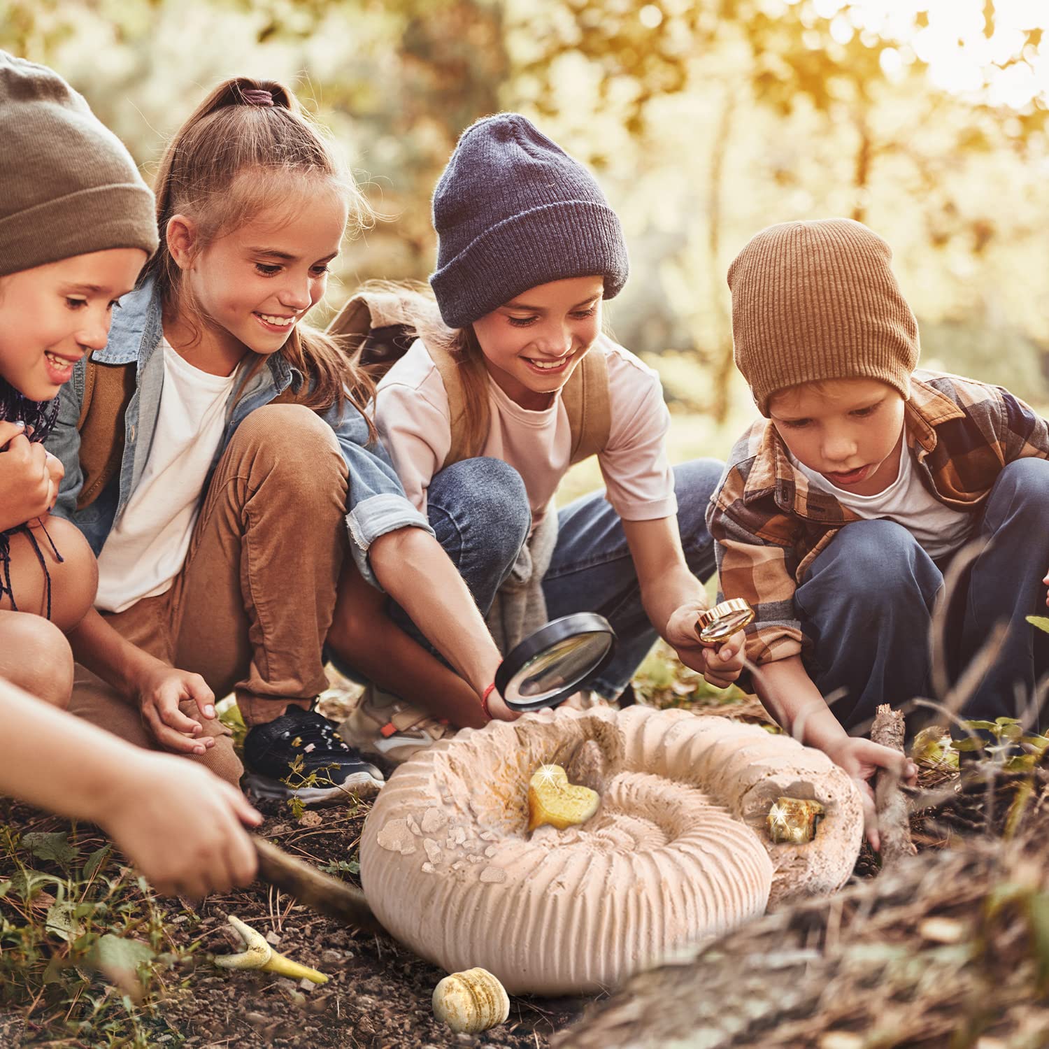 Byncceh Kit di Scavo Fossili per Bambini – Scopri 12 Fossili Veri in un Grande Blocco di Gesso | Gioco Educativo STEM per Bambini da 6 a 12 Anni Giovani Esploratori