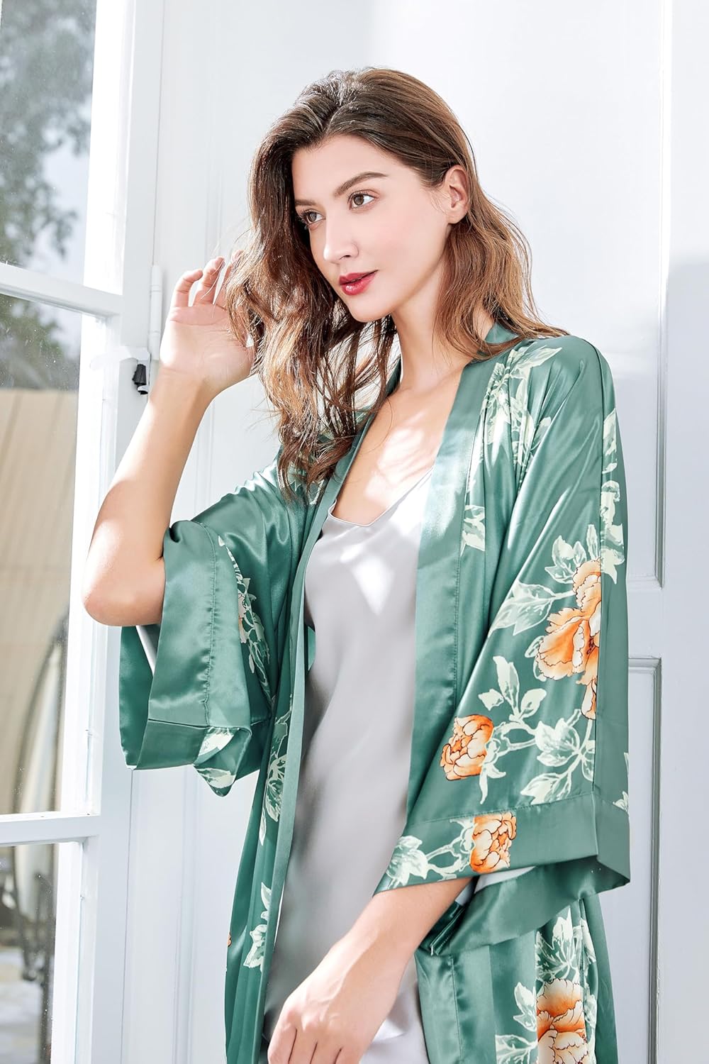 BABEYOND Floral Kimono Robe Satin Silk Wedding Robe 1920s Kimono Nightgown Sleepwear 53 Inches Long - Image 3
