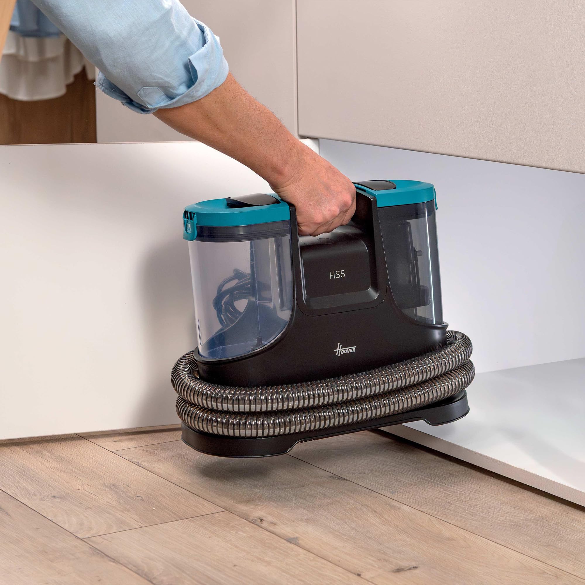 Hoover HS5 Spot Cleaner - Lava e Asciuga Tappeti, Divani, Tessuti d'Arredo, Sedili Auto e Vetri, Serbatoio d'Acqua da 1,5L, Compatto, 400W, Ideale per chi ha Animali Domestici