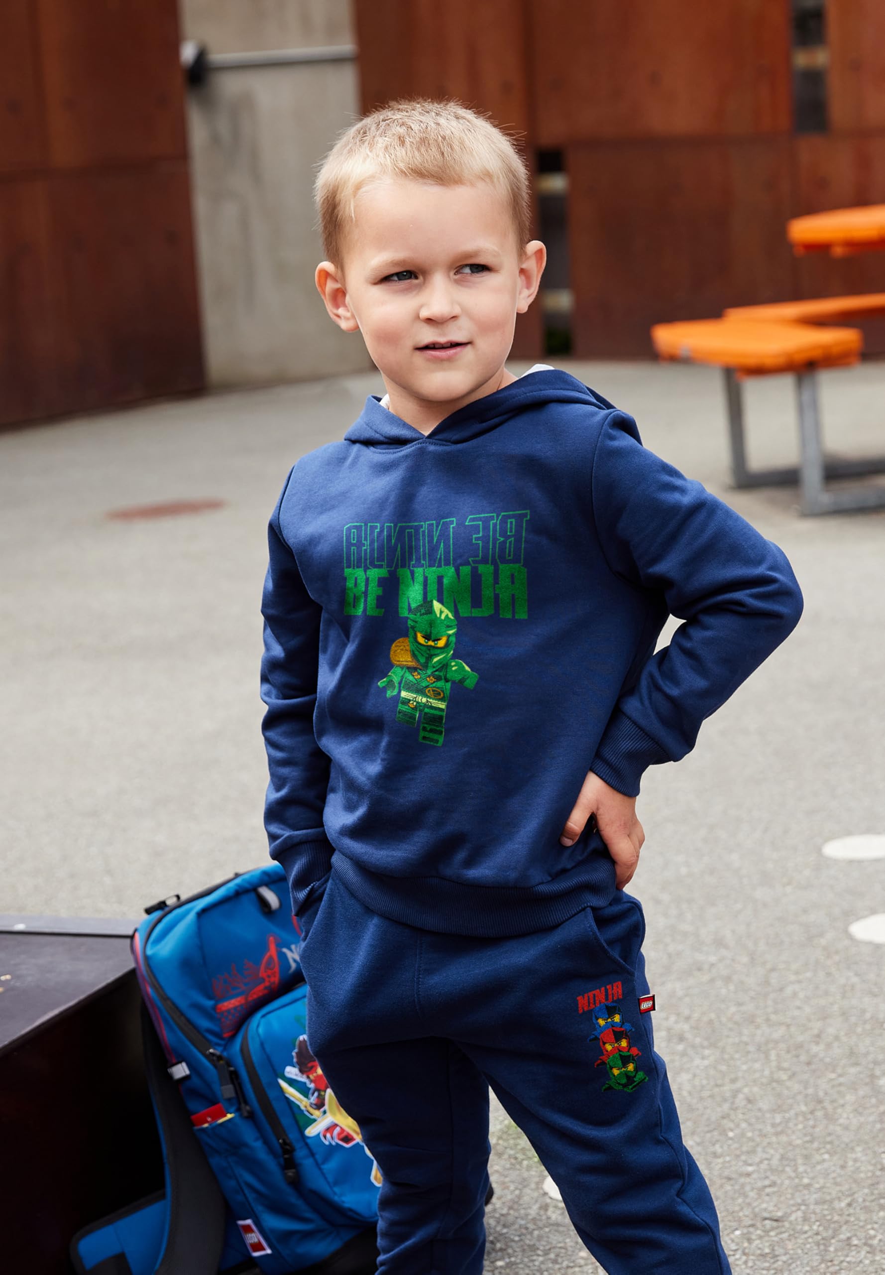 Kabooki LEGO® NINJAGO® Sweat Set für Jungen und Mädchen - Hoodie und Jogginghose aus Bio-Baumwolle | Bequemes Set mit Ninja-Print | Ideal für Freizeit und Spiel