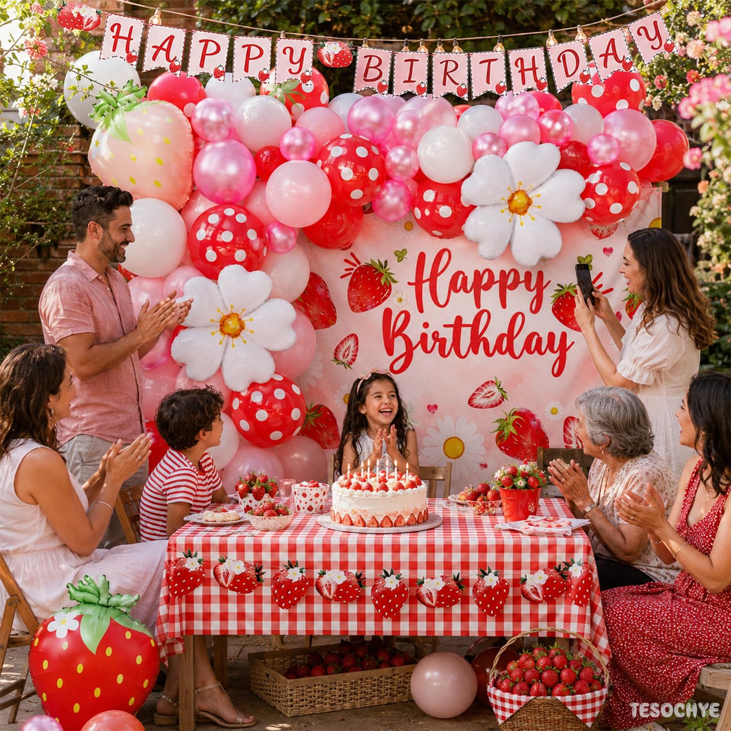Tesochye Kit de décorations d'anniversaire en forme de fraise, décoration
