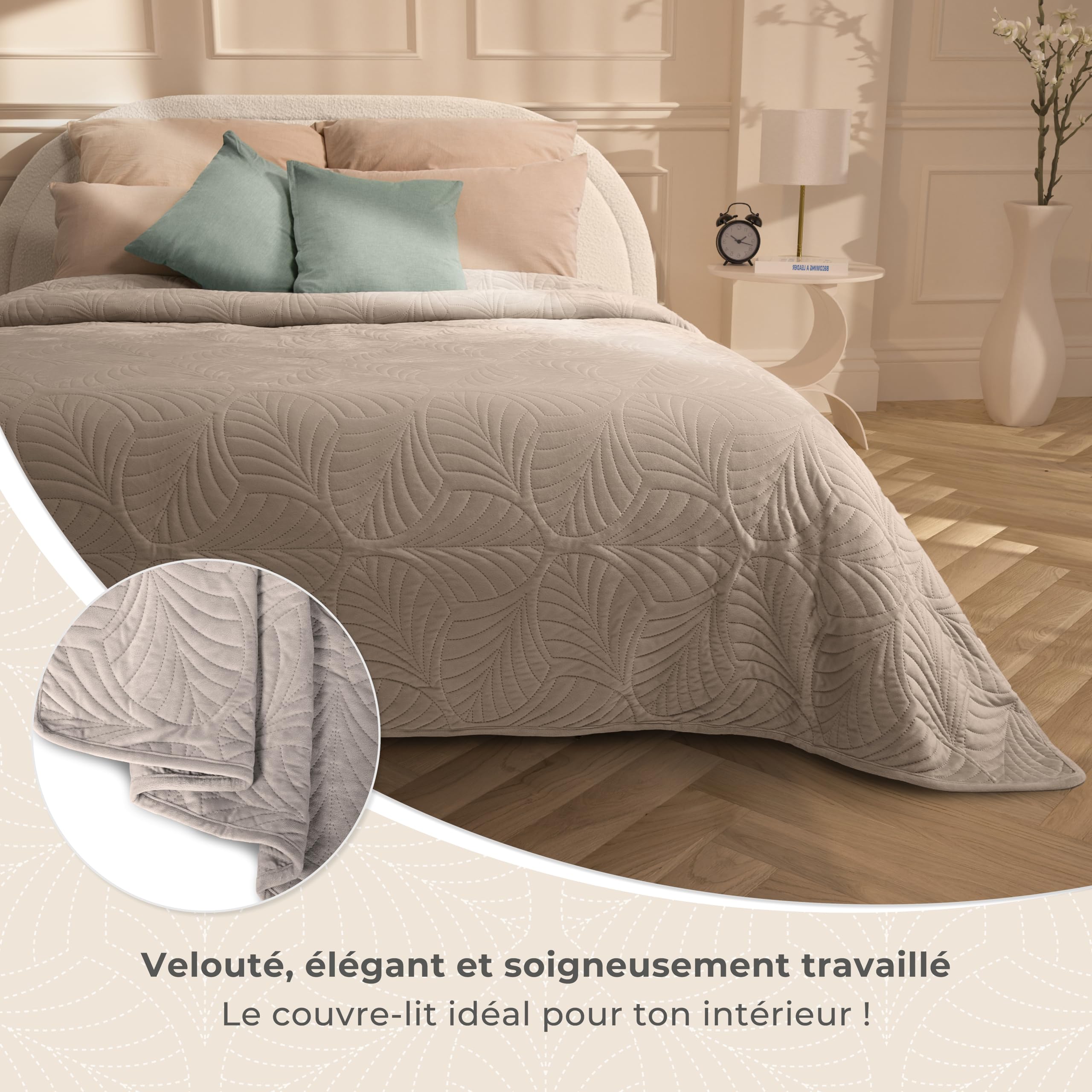 Gräfenstrayn Couvre lit 2 Personnes 240x260 cm – Dessus de lit matelassé Motif Feuilles – boutis déco en Polyester Doux pour lit Double, canapé ou Fauteuil – Rembourrage léger (Taupe)