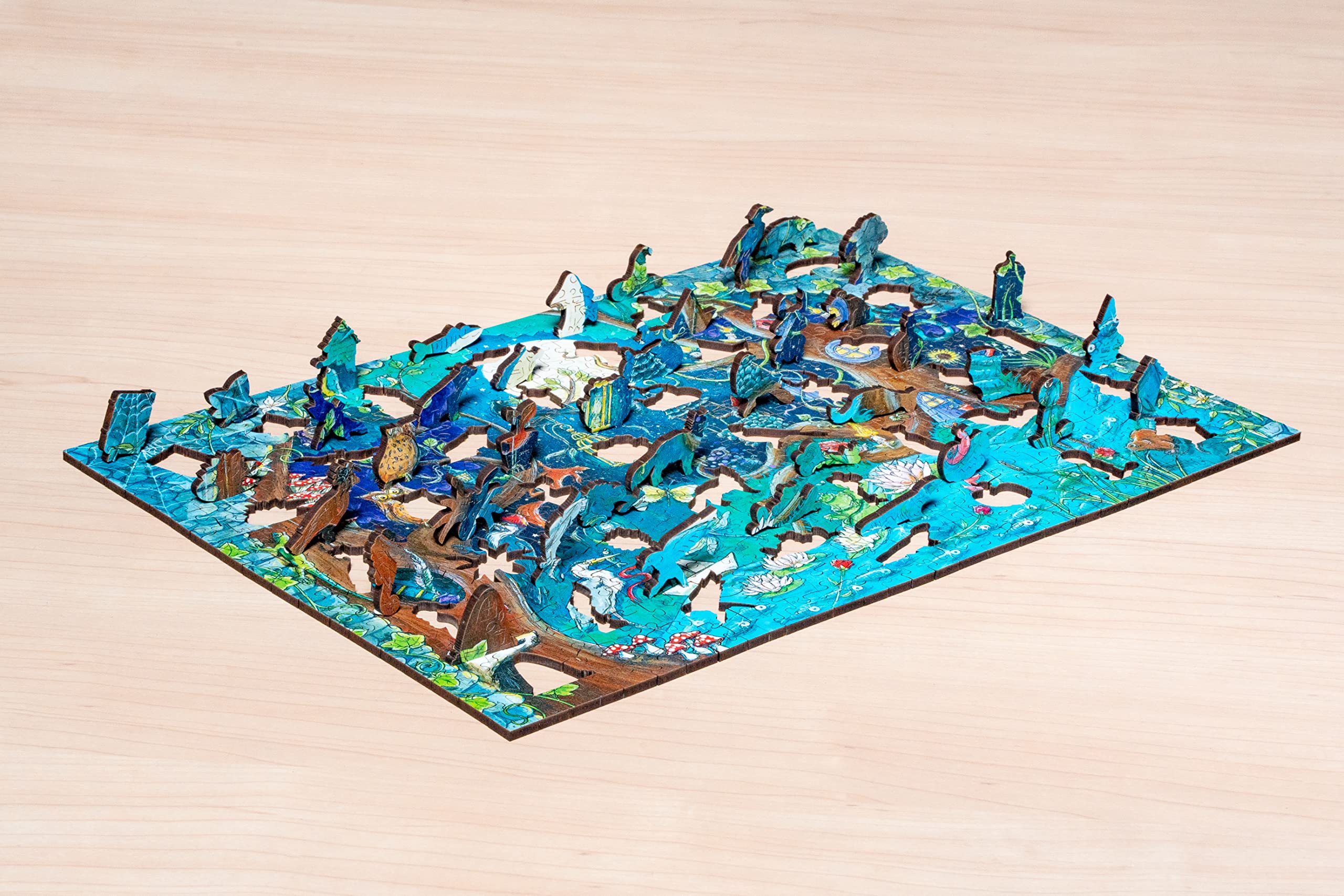 Ravensburger - Puzzle Wooden in Legno, 500 Pezzi, Tema Fantasy con 40 Piccole Sagome in Legno, Puzzle Paesaggi, Idea Regalo 10+ Anni