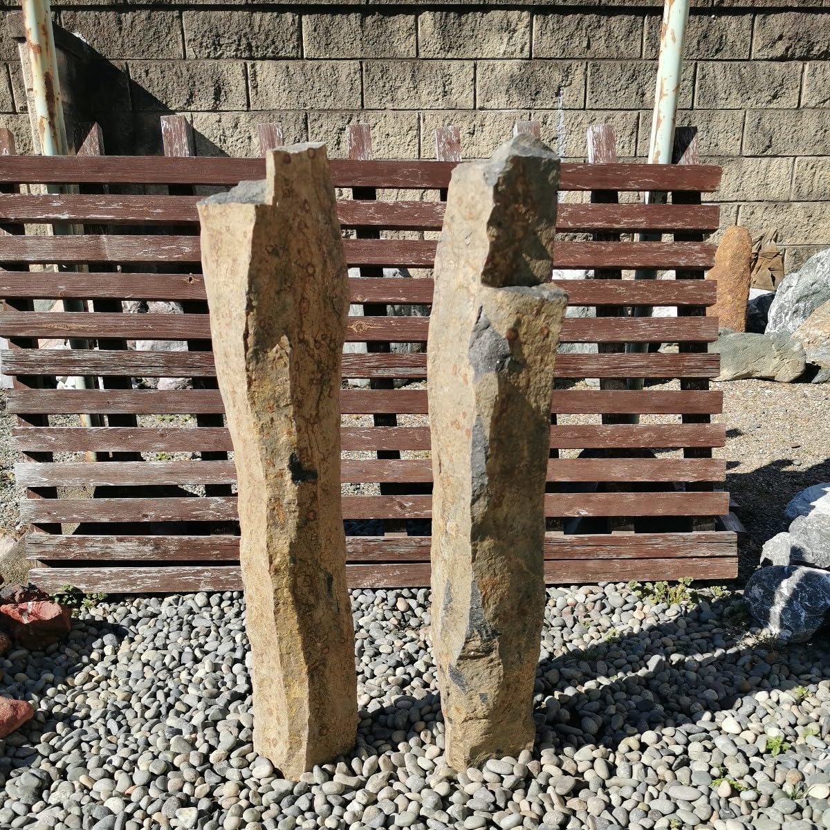 多胡石　鉢　60キロ　庭石　石　鑑賞石 庭　坪庭　ガーデニング 多胡石 鉢 60キロ 庭石 石 鑑賞石 庭 坪庭 ガーデニング