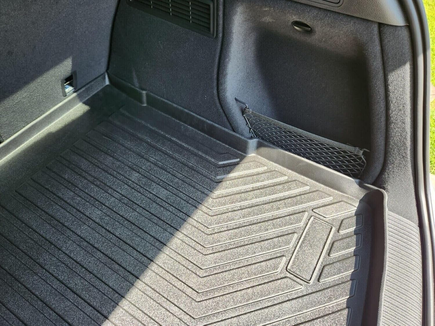 Cargo Liner – Trunk Mat for AUDI Q5 SQ5 Sportback 2018-2025 –Weather-Resistant Trunk Mats for Cars with Raised Lip–Non-Slip Car Trunk Mat Tray Pad Boot–Laser Pre-Cut Design for Audi Q5