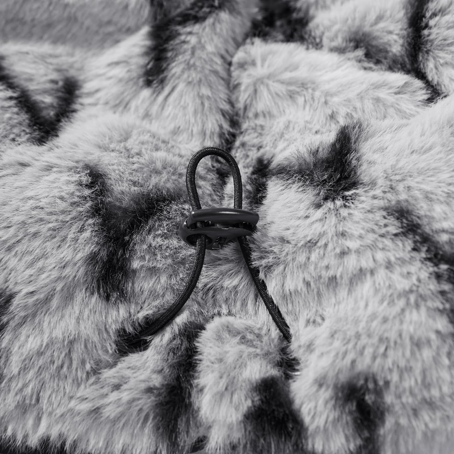 solomate Reversible Womens Winter Cropped Puffer Vest Sleeveless Fleece Lined Jacket Zipper Hoodie Short Coat - Image 5