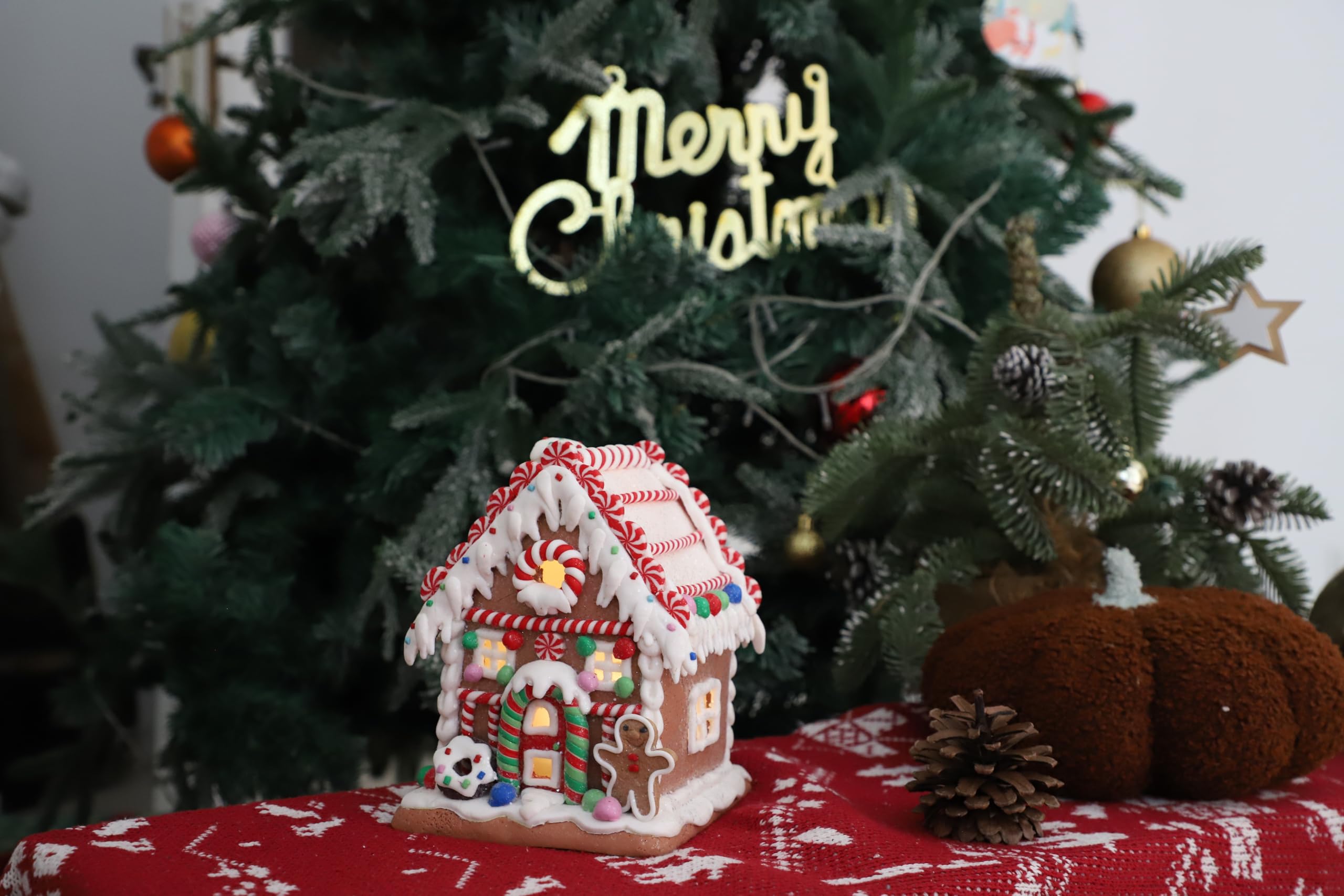 Décoration de maison en pain d'épices – Figurines classiques de village de Noël en pain d'épices – Décorations faites à la main (style 1)