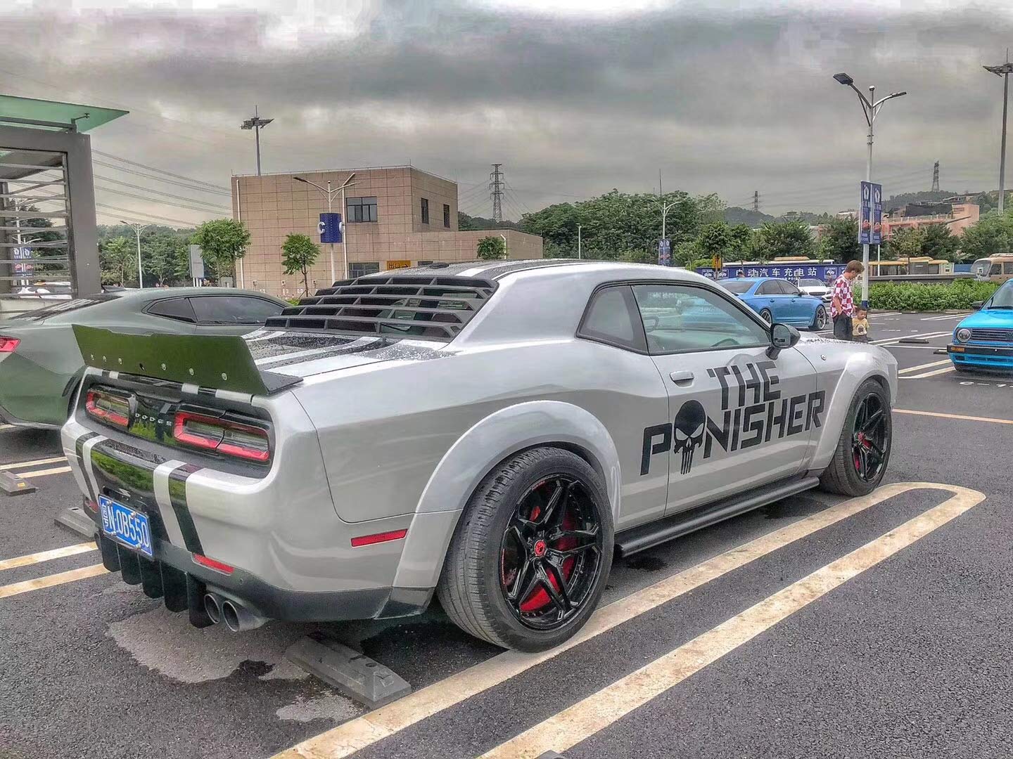 CARIG製　ダッジチャレンジャー　オーバーフェンダーキット ダッジ（DODGE） オーバーフェンダーキット ダッヂ チャレンジャー