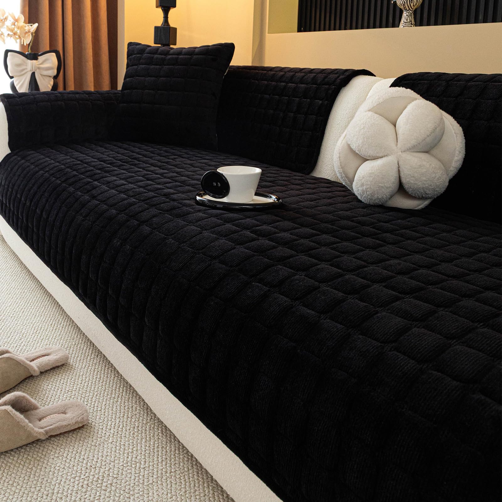 Velvet Couch Cover, Plush Sectional Sofa Cover Washable, Anti Slip Sofa Slipcover for 4 Cushions Sofas, Furniture Protector Covers for Pets & Kids(1PC, Black, 35.4"×94.5", 4-Seater)