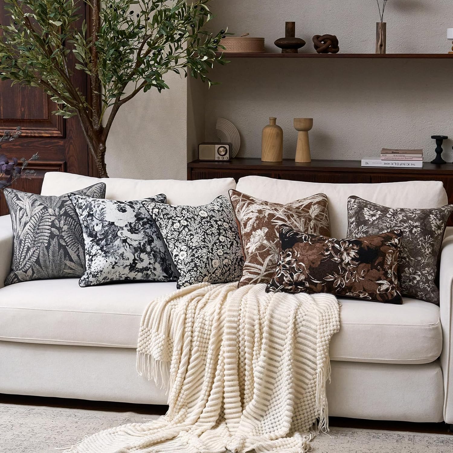 Aeckself Pack of 2 Decorative Chenille Floral Throw Pillow Covers Vintage Couch Pillow Covers 12 x 20 Inch Neutral Farmhouse Cushion Covers Home Decor for Sofa Bed Living Room Black White