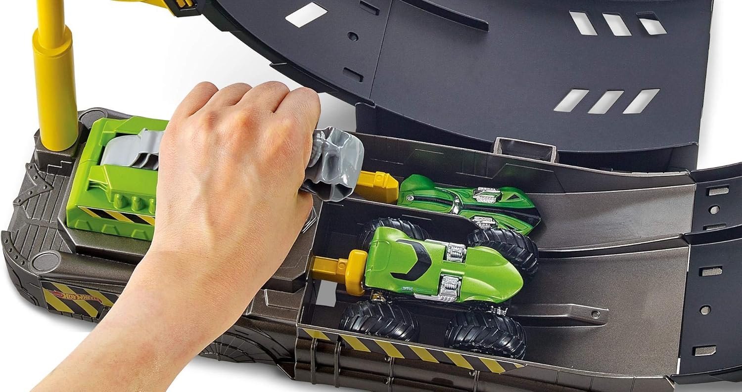 Assembling the Hot Wheels Monster Truck Epic Loop Challenge Play Set