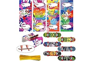 Valentines Day Mini Skateboard Party Favors with Greeting Cards