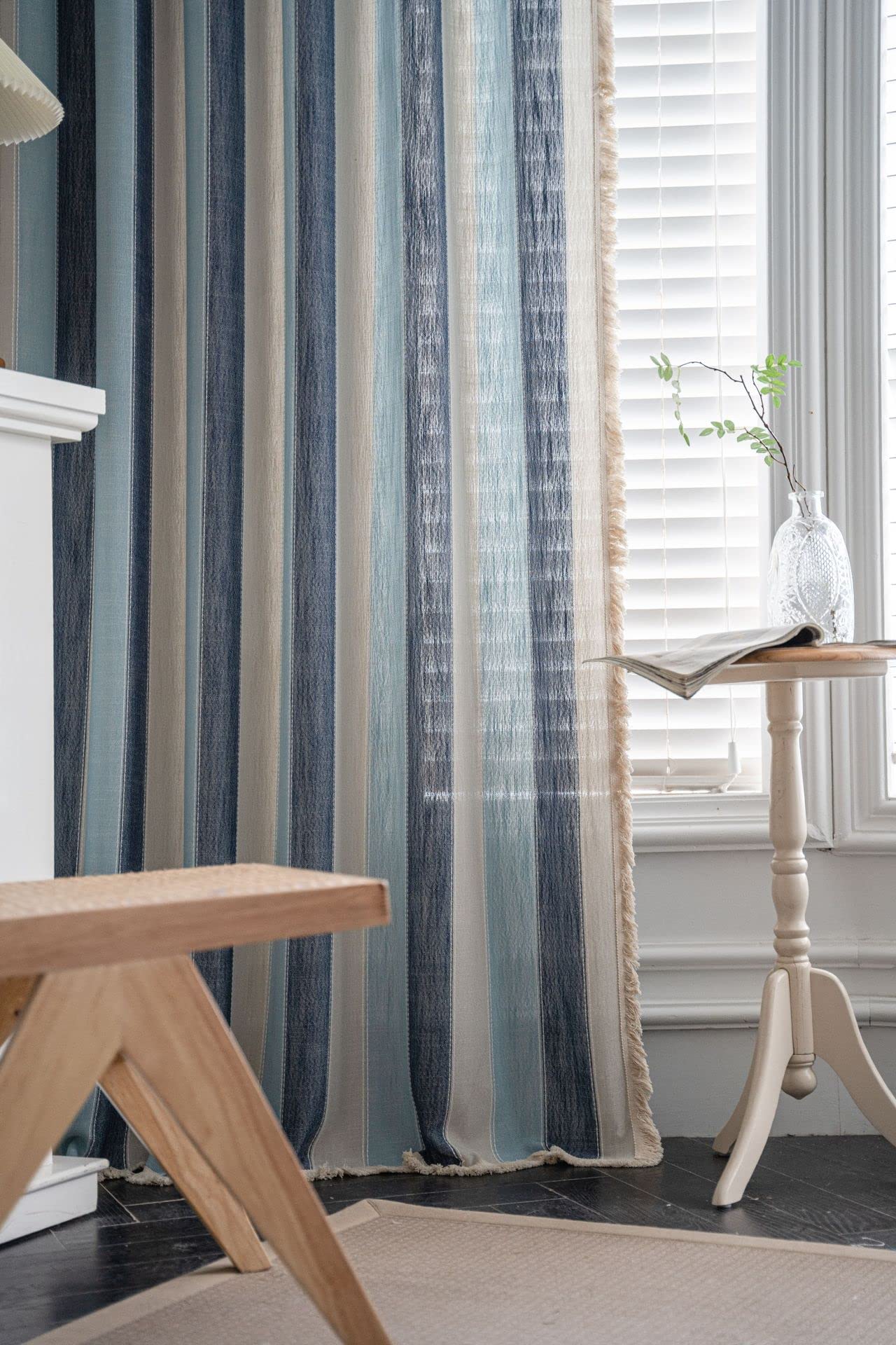 Rideau Boho 243,8 cm de long pour chambre à coucher et salon, rayé, coton et lin, semi-occultant, style ferme, panneau de rideau de fenêtre bohème à pompon avec passe-tringle et drapé (1