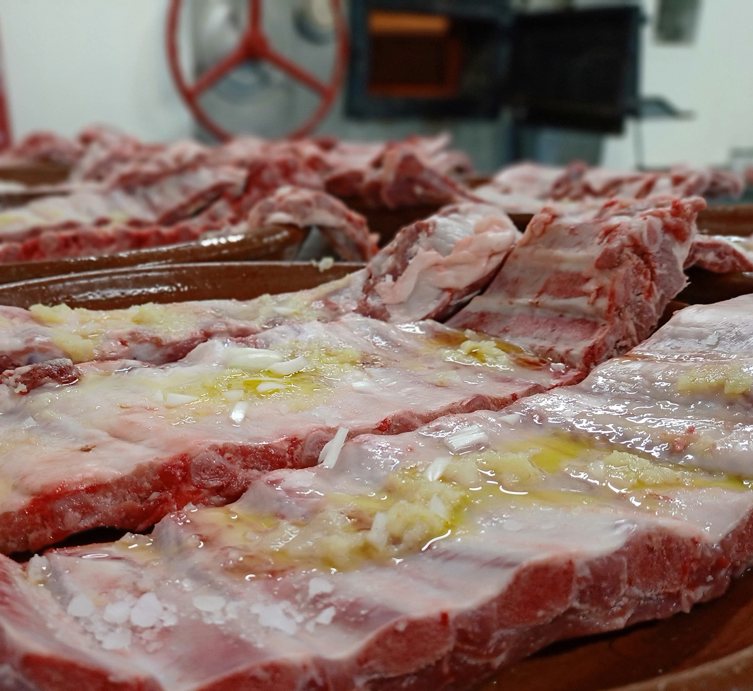 Costillar de Cerdo BBQ Asado en Horno de Leña 600g | Cocción Lenta 6h | Listo para Calentar | 60 Días Refrigerado | Apto para Congelar | Gourmet al Vacío. Caja 6 unidades.