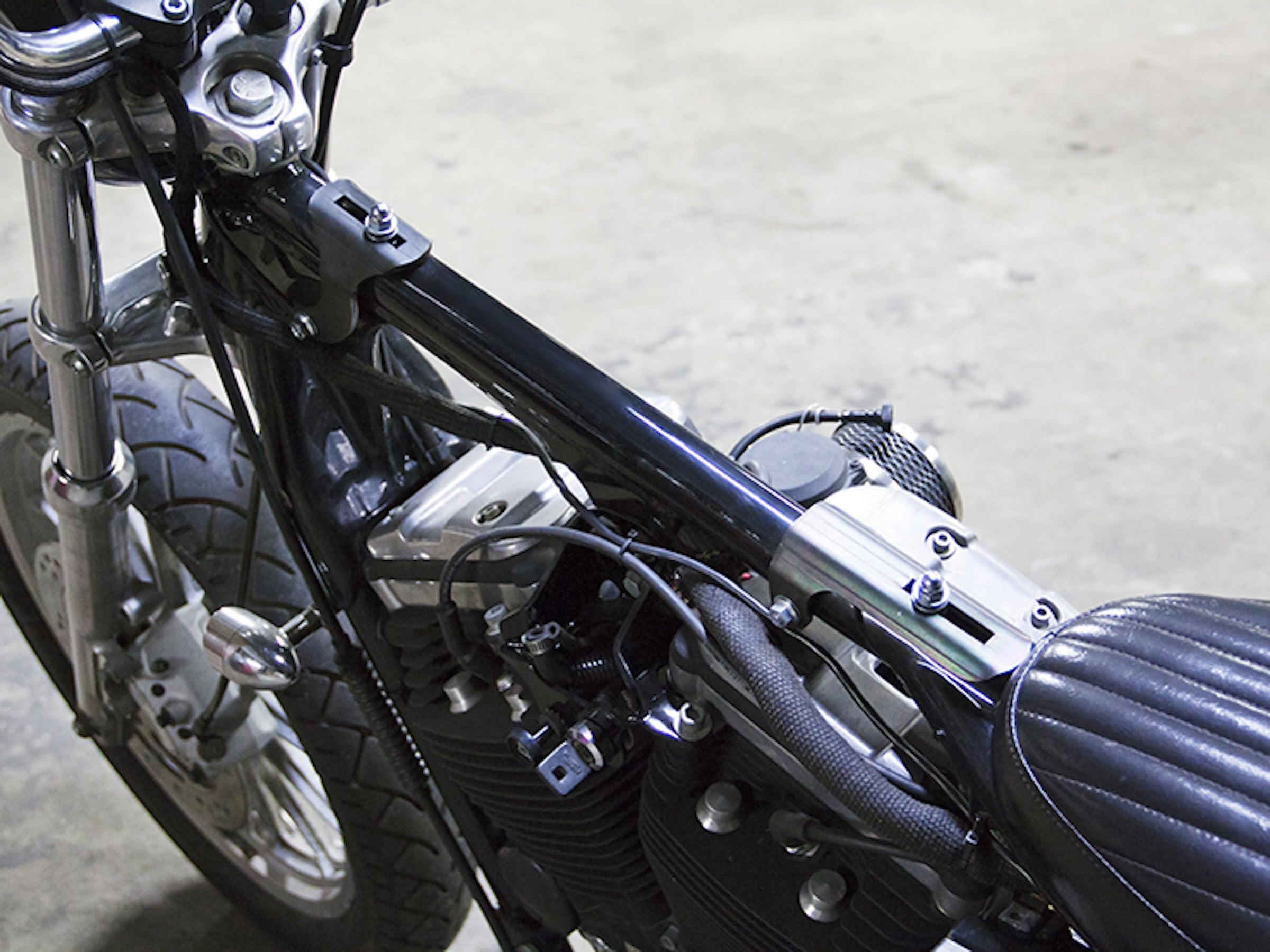 ハーレー スポーツスター タンク タンクリフトキット - DK Custom（ディーケーカスタム