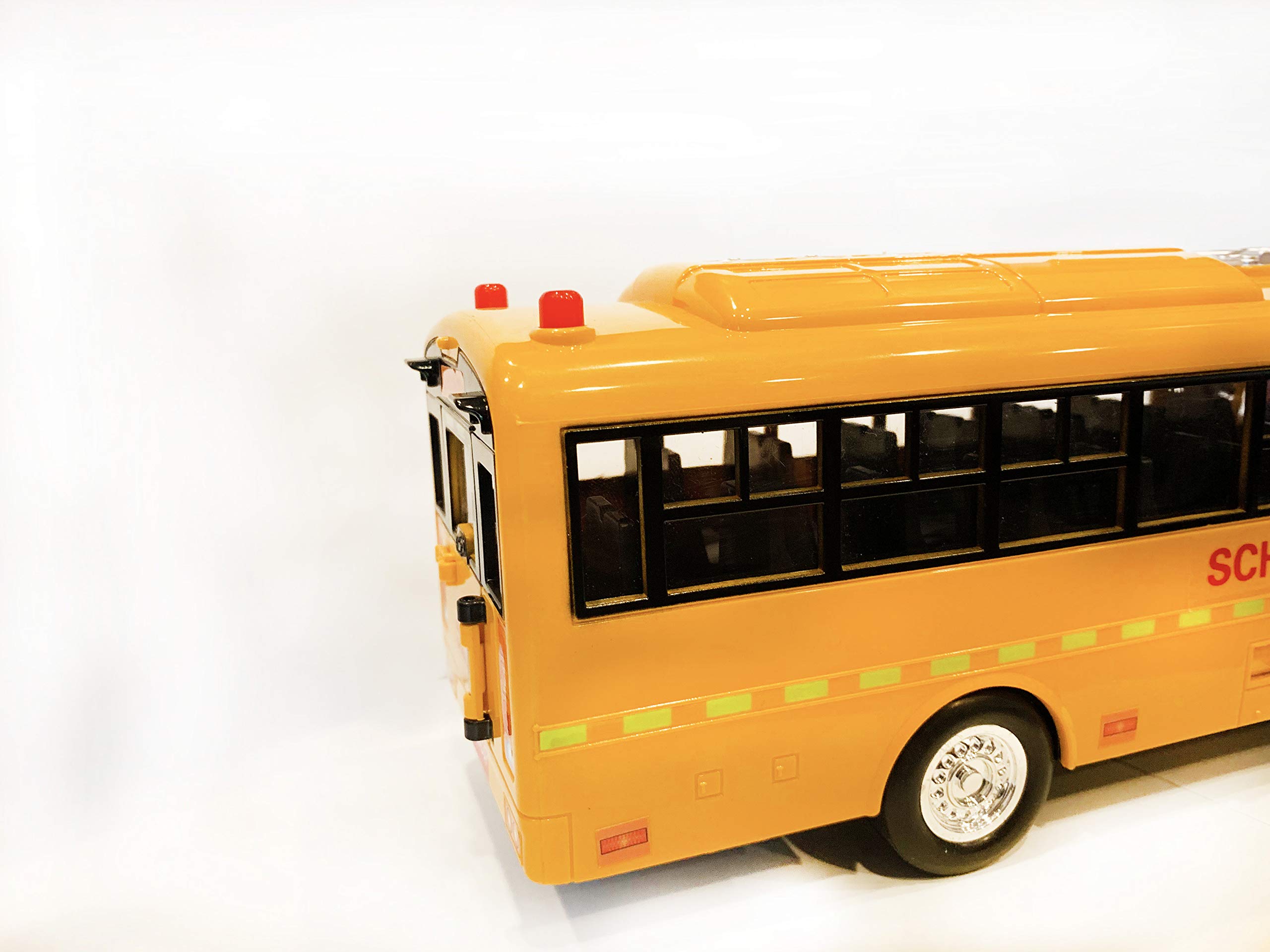 Big Daddy Huge Yellow School Bus With Lights And Cool Openable Doors