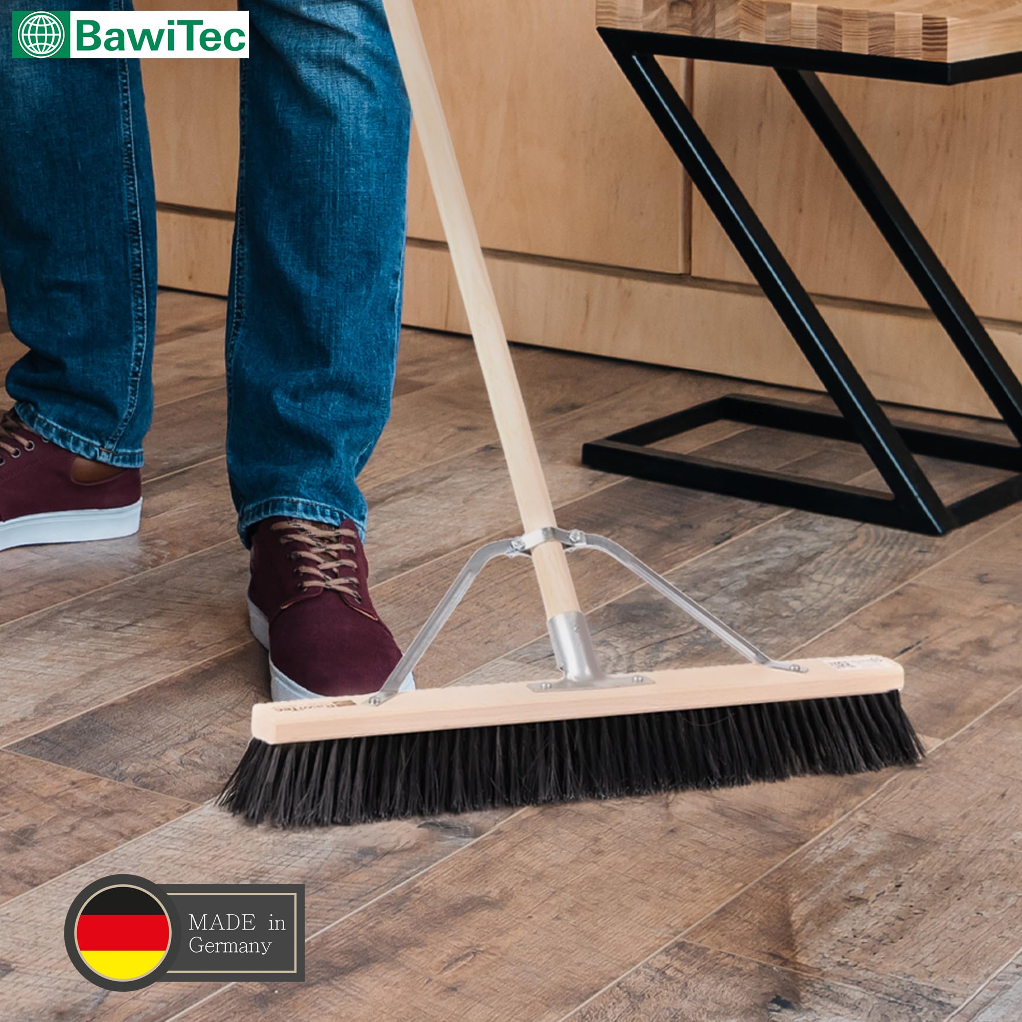 Profi Saalbesen 60cm mit Stiel 160cm weiche Kunsthaar Borsten Besen Stabi | Spezieller Stielstabilisator/Zusatzhalterung, Besenstiel Ø28mm, Weiche Feine Kunsthaar-Poly-Borsten