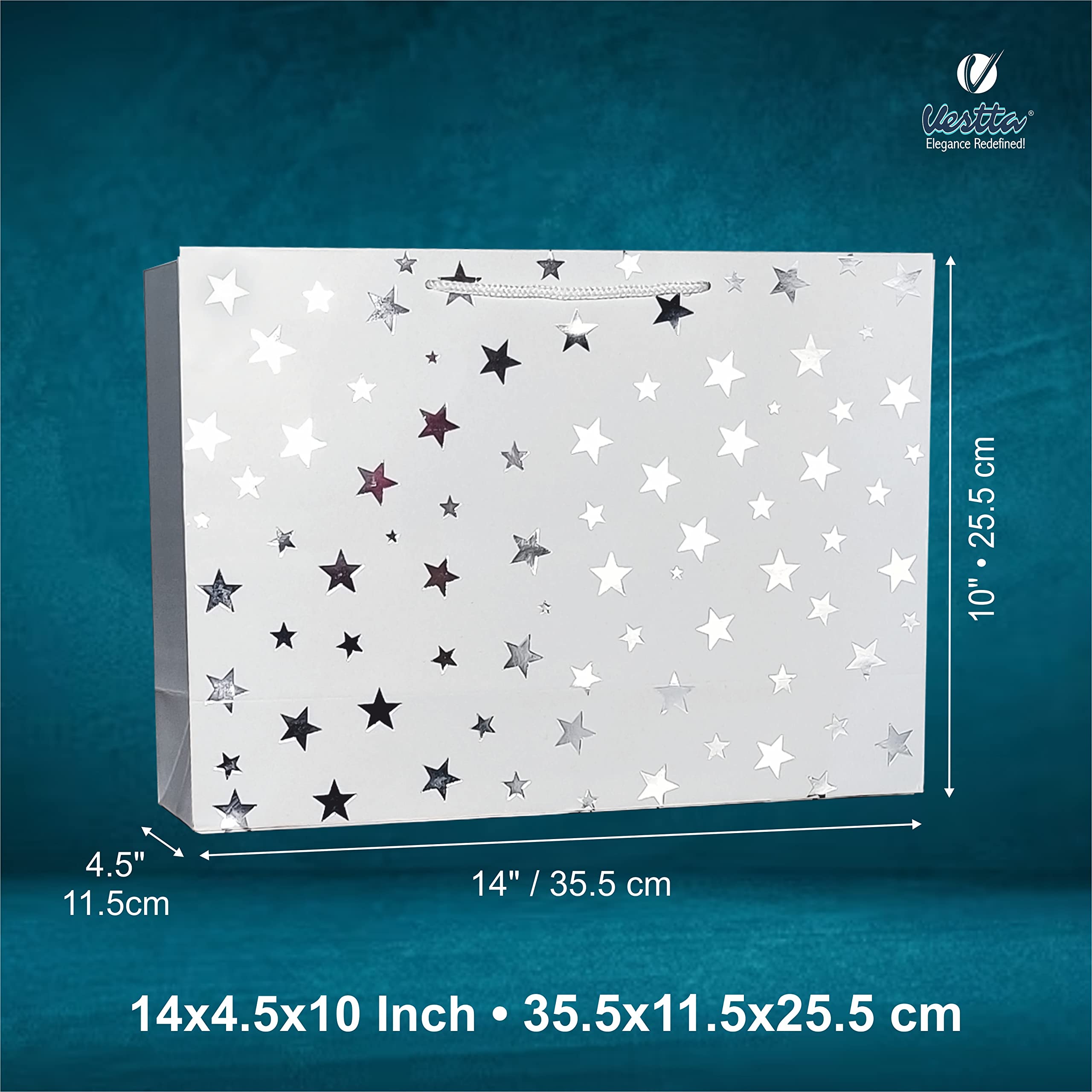 VESTTA -ELEGANCE REDEFINED Lot de 10 grands sacs cadeaux en forme d'étoiles argentées - 35,6 x 11,4 x 25,4 cm (L x l x H) - Pour mariage, Noël, Diwali, anniversaires - Avec étiquettes cadeaux