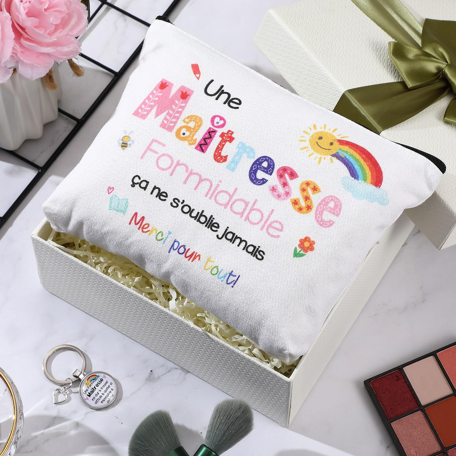 Xuniea Trousse à Maquillage Porte-Clés Gravé pour Professeur Cadeau Maitresse d'École
