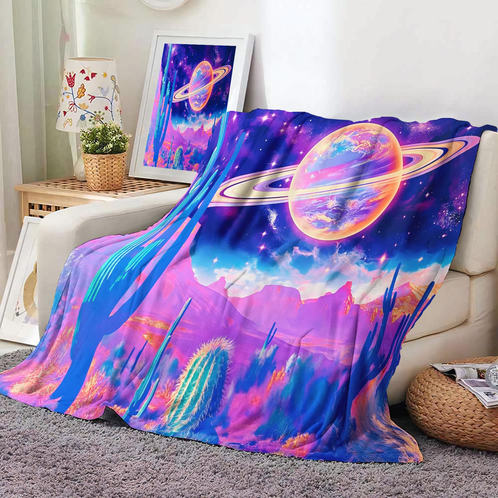 Couverture en polaire violette Univers Art pour des nuits douces