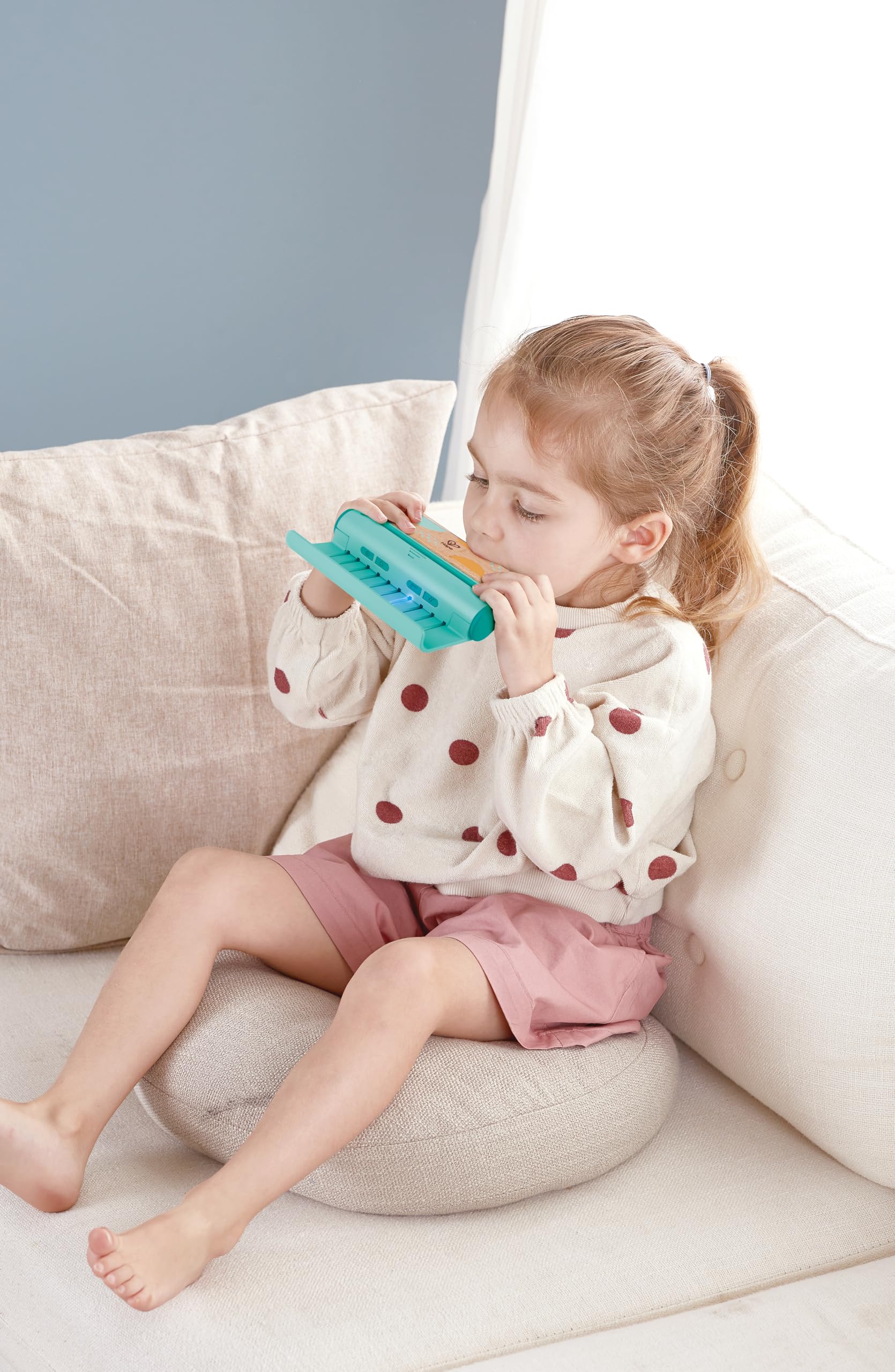 Hape Leuchtende Lern-Harmonica - Mundharmonika Musikspielzeug mit Licht für Kinder, Lerninstrument, fördert musikalische Früherziehung, Rhythmus, Motorik und Kreativität, für Kinder ab 3 Jahren