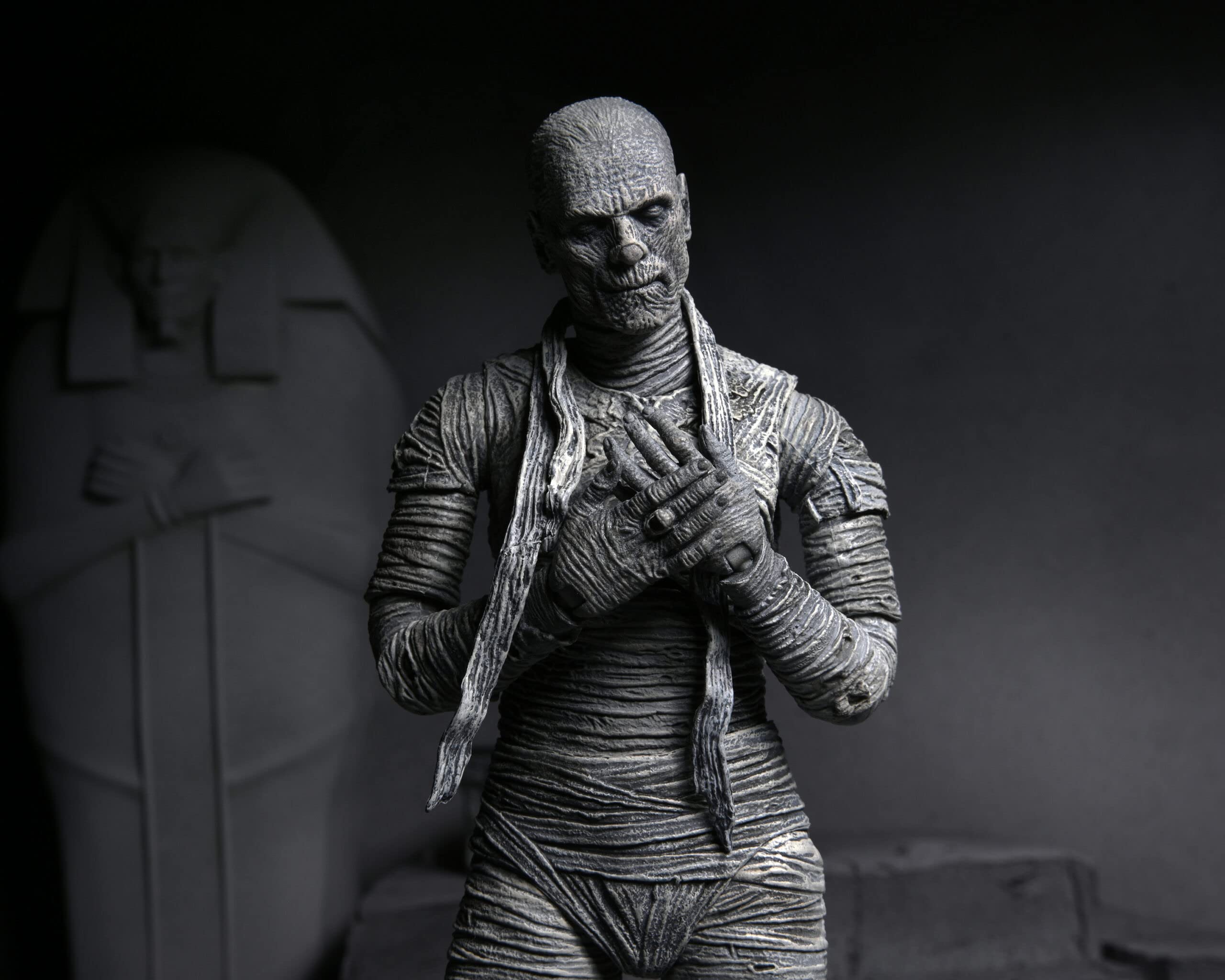 NECA - Universal Monsters Mummy 7 Ultimate Action Figure Black & White Version