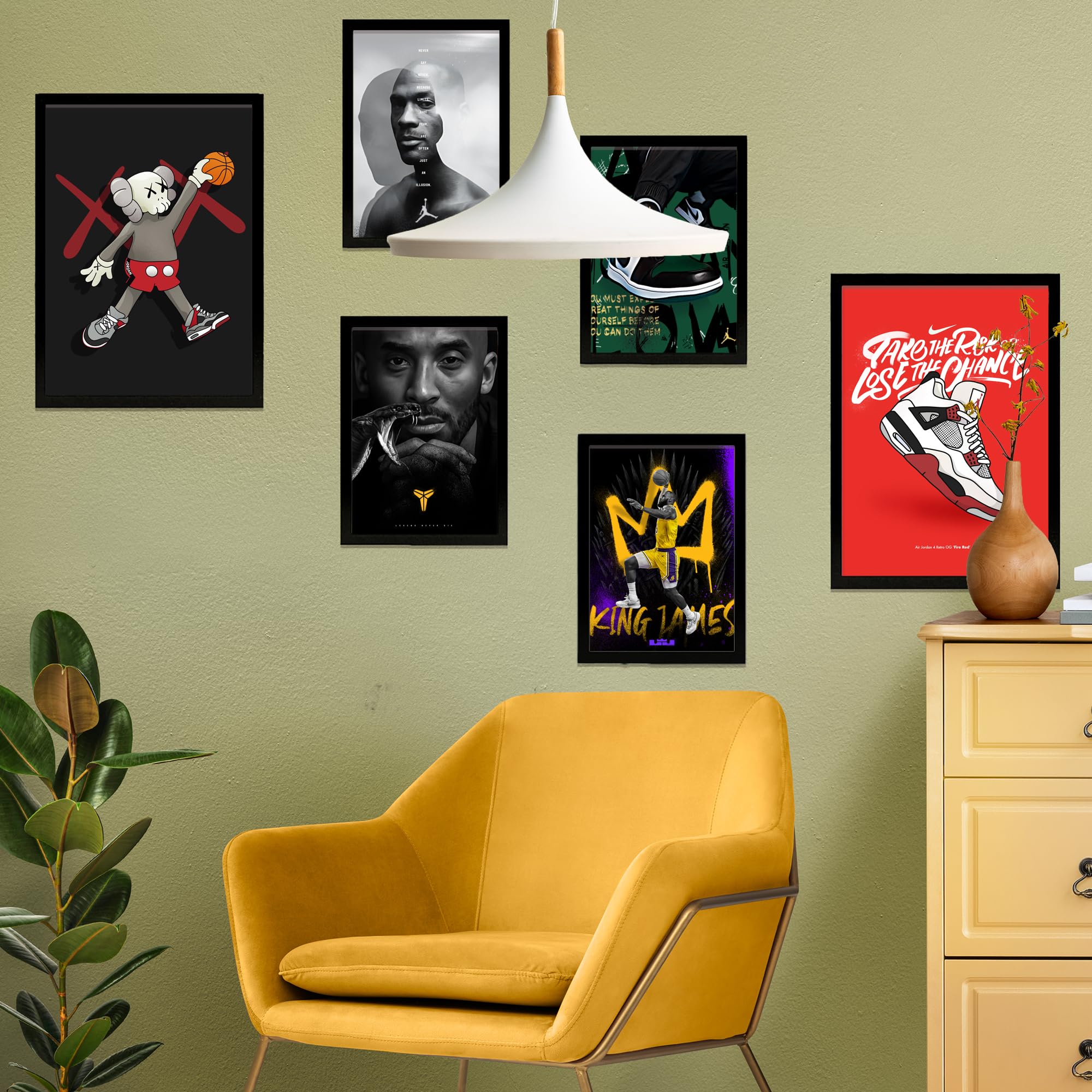 Nacnic Set de 6 Iconic Basketball KIng James Jordan Nike Cuadros con ilustración de diseño para decorar las paredes del hogar. Habitación, oficina, tienda. A3 y A4. Marco negro