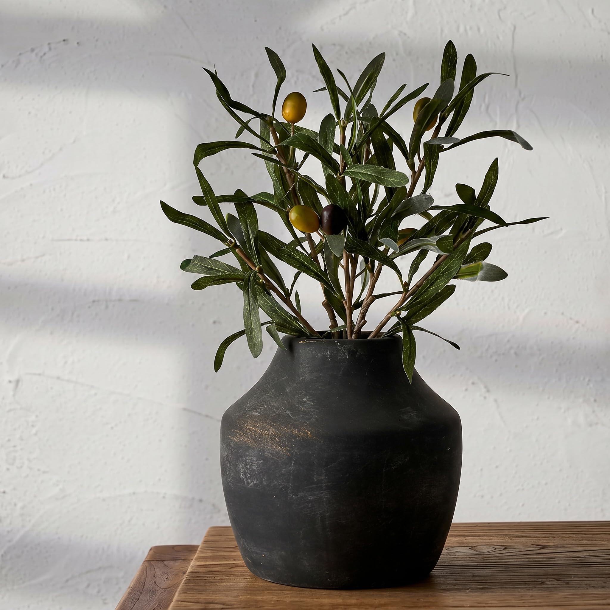 KRYSTHIA Keramik-Blumenvase, dekorative schwarze Vase, rustikale Terrakotta-Vasen für Heimdekoration, Landhaus-Vintage-Vasen für Wohnzimmer, Küche, Schlafzimmer, Büro, Couchtisch, 14 cm