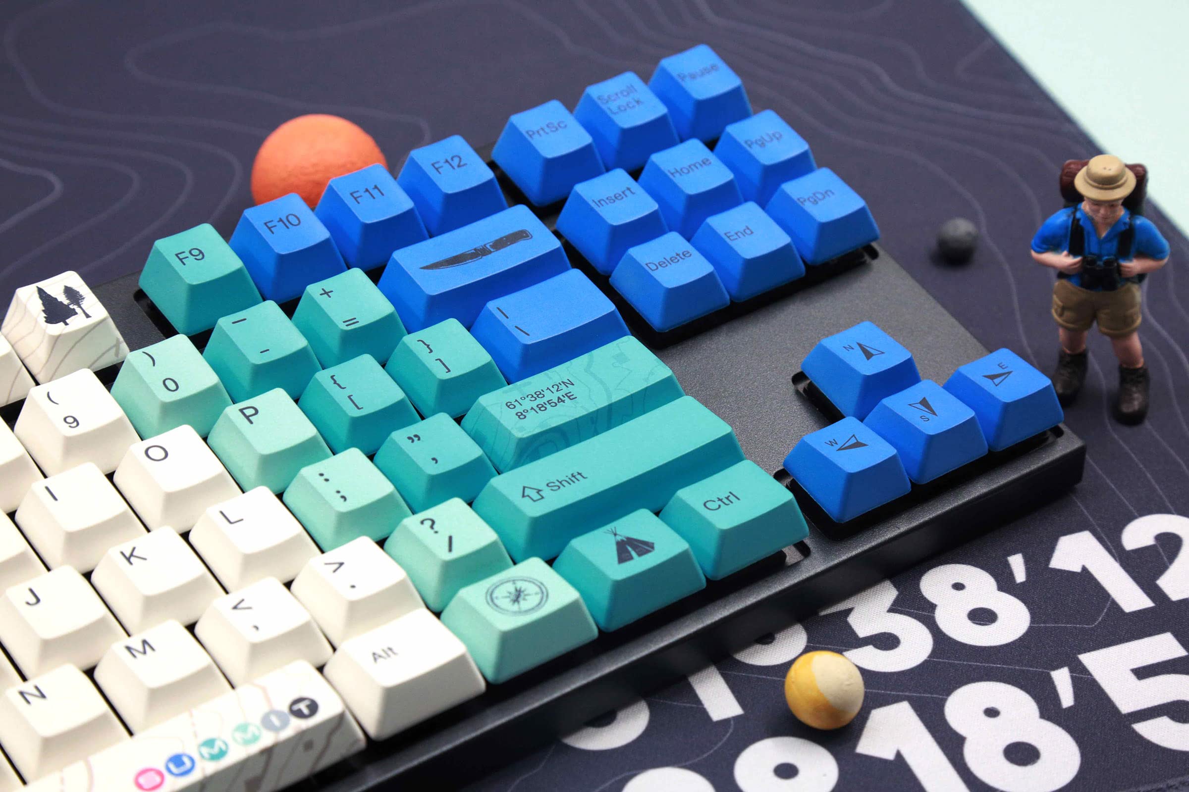 Amazon | Varmilo MAシリーズ V2 Summit R2 ホワイト LED TKL EC