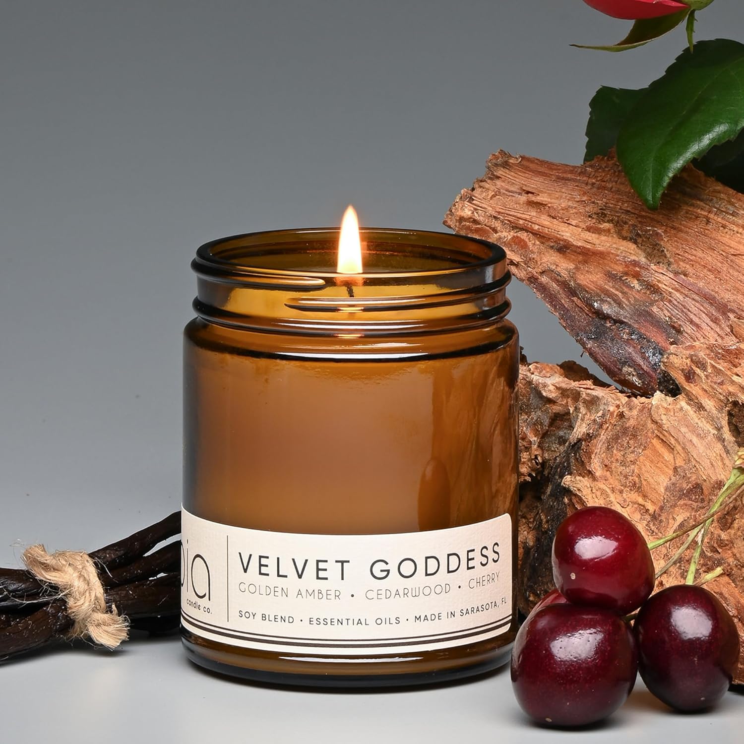 Amber Santal Candle, Sandalwood Amber & Vanilla, Perfume-Inspired Scented Soy Candle, Hand-Poured in USA, 7 oz