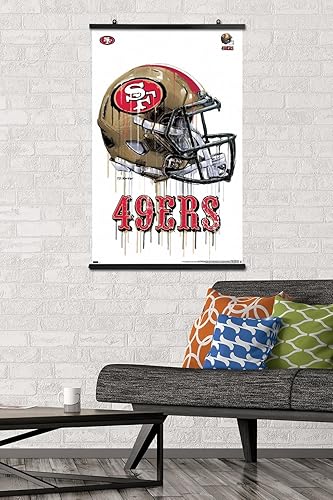 Miniatura 2 de Trends International NFL San Francisco 49ers - Póster de pared con casco de goteo 20, 22.375 x 34 pulgadas, paquete de póster y clip