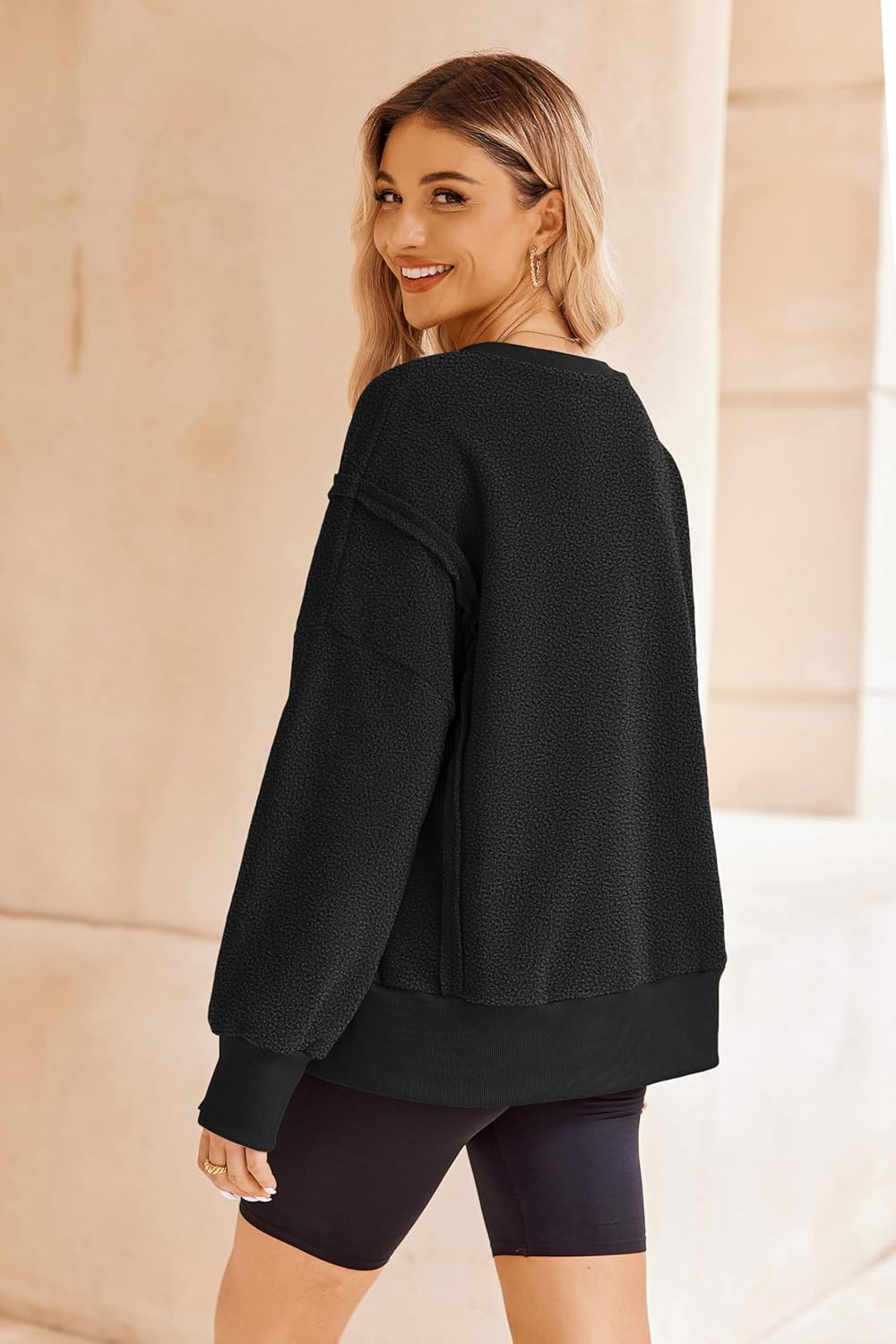 Zeagoo Women's Casual Sweatshirts Crewneck Long Sleeve Fuzzy Fleece Jackets Side Slit Midweight Pullover Fall Fashion 2025 - Image 3