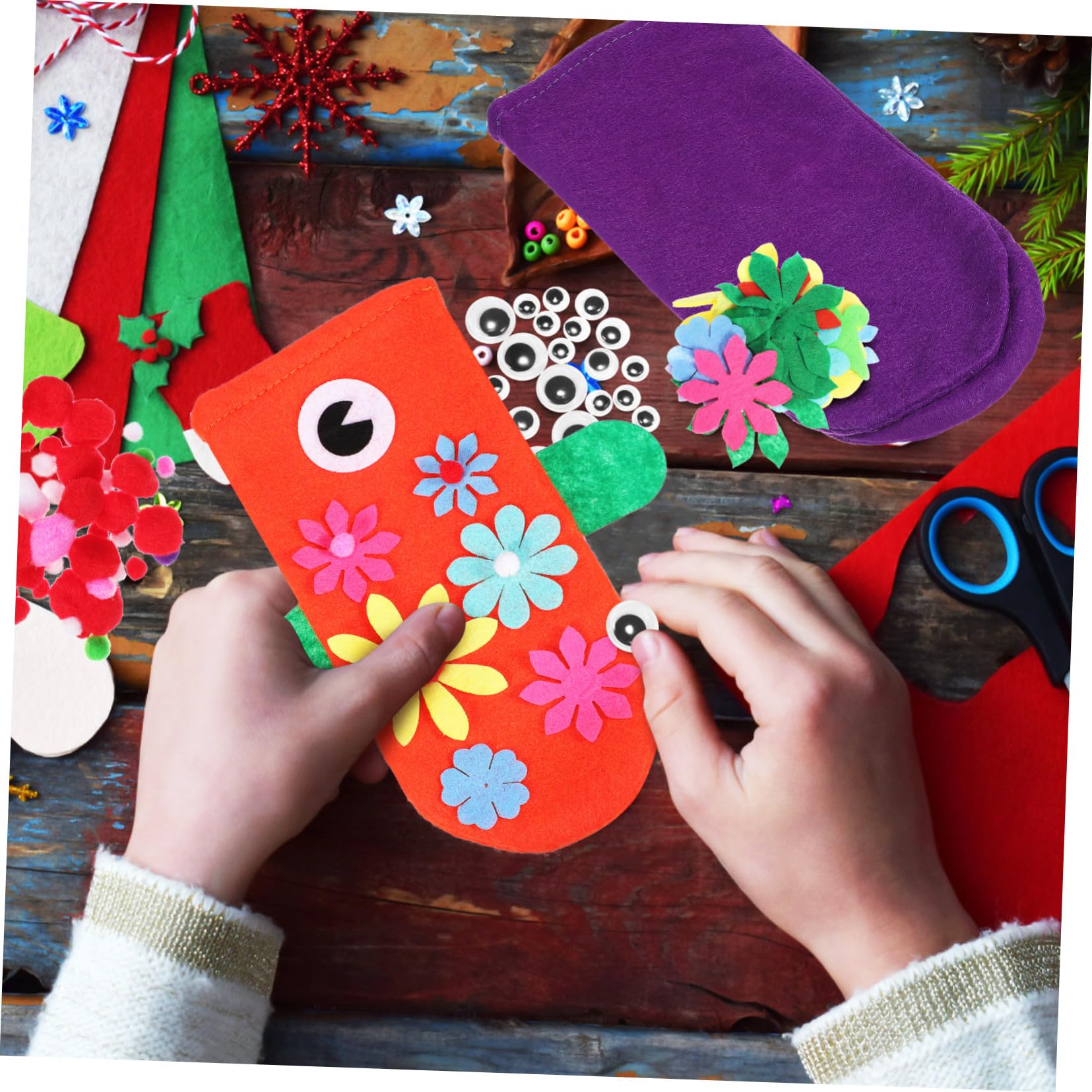 WHAMVOX Kit de Marionetas de Mano de Fieltro Set de 1 Diseños Adorables y Detalles Finos para Manualidades Adecuado para Fiestas y Juegos de Rol